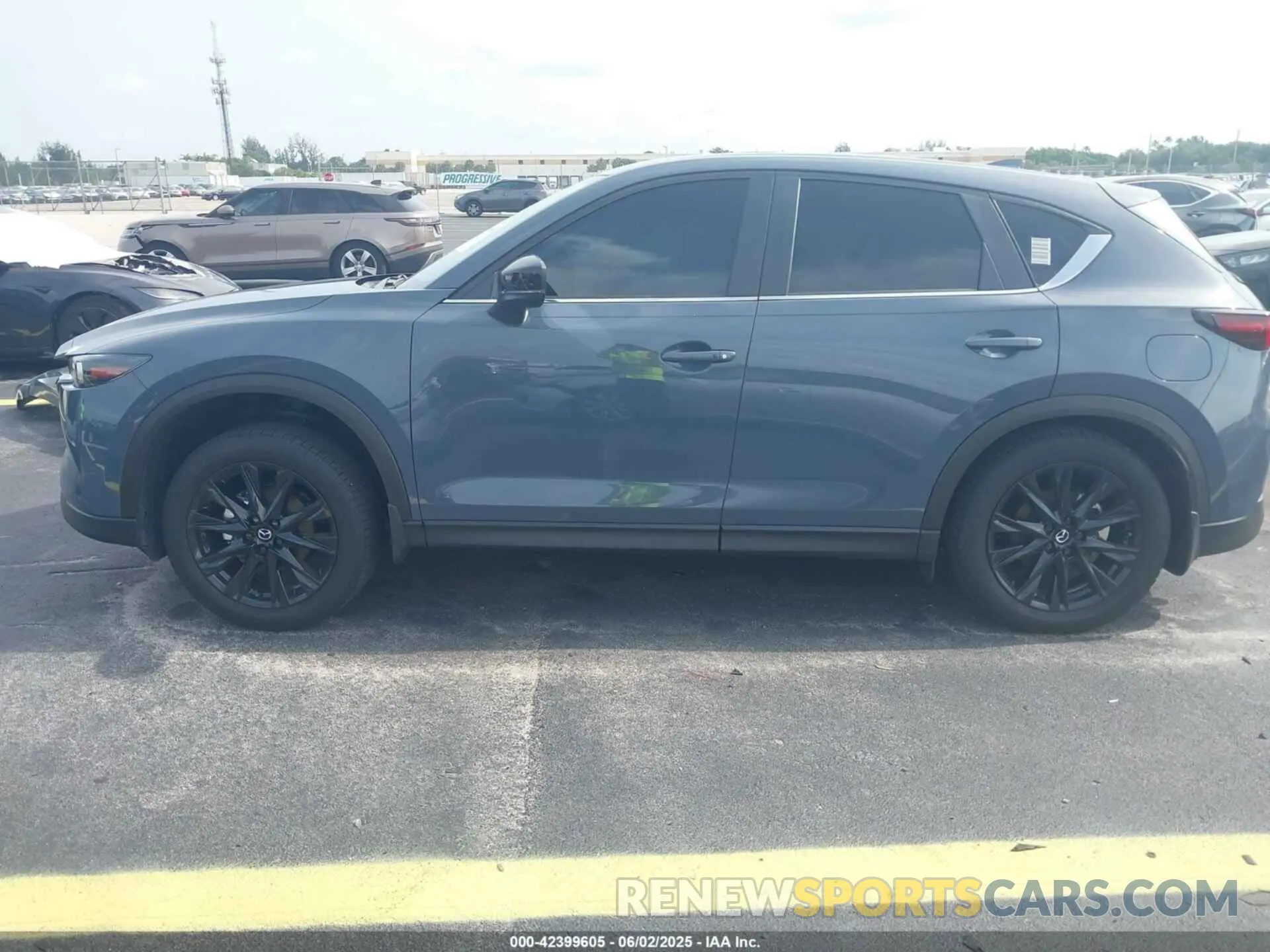 14 Photograph of a damaged car JM3KFBCMXS0618938 MAZDA CX-5 2025