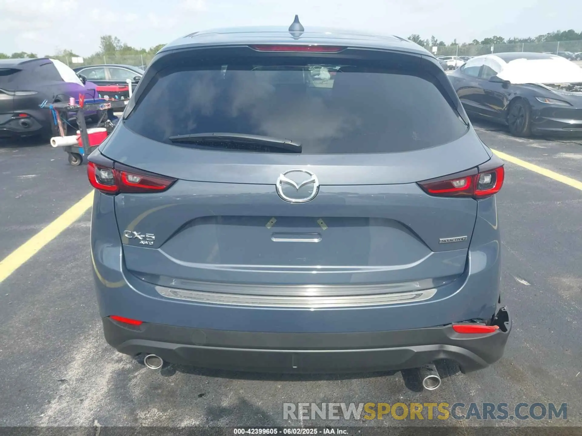 16 Photograph of a damaged car JM3KFBCMXS0618938 MAZDA CX-5 2025