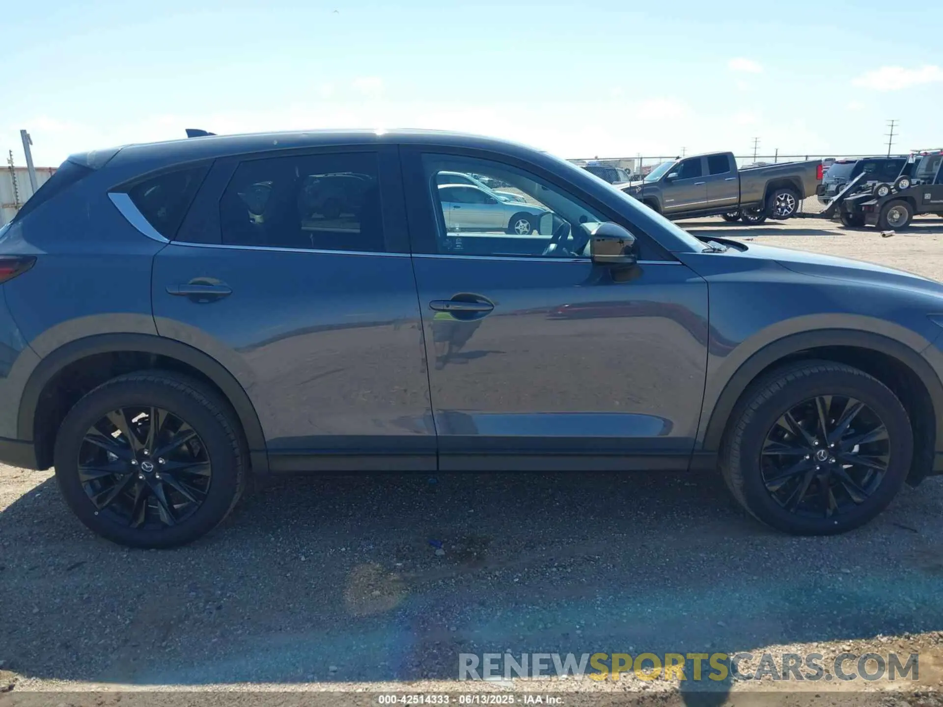 13 Photograph of a damaged car JM3KFBCMXS0673129 MAZDA CX-5 2025