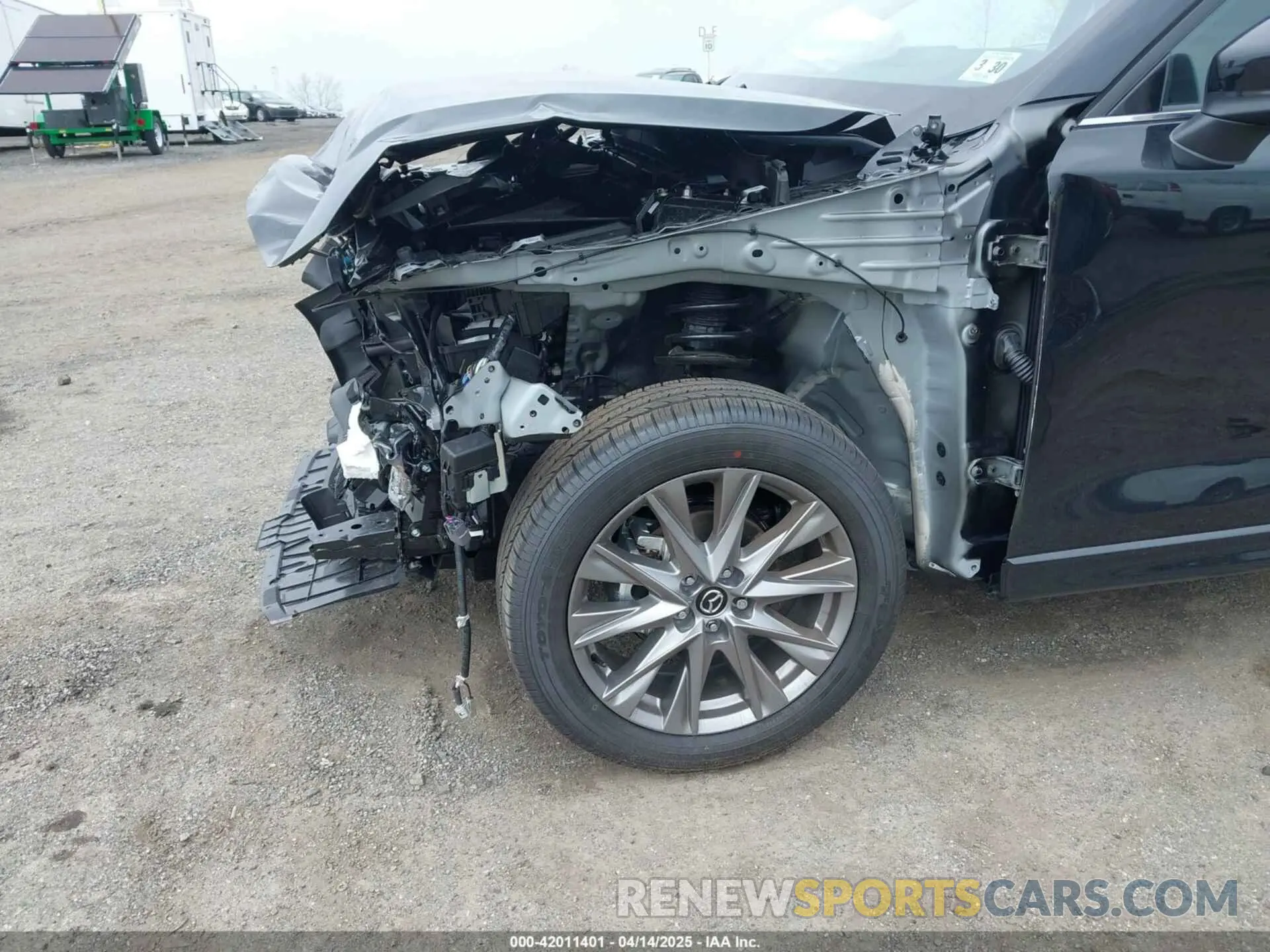 18 Photograph of a damaged car JM3KFBEM0S0618749 MAZDA CX-5 2025