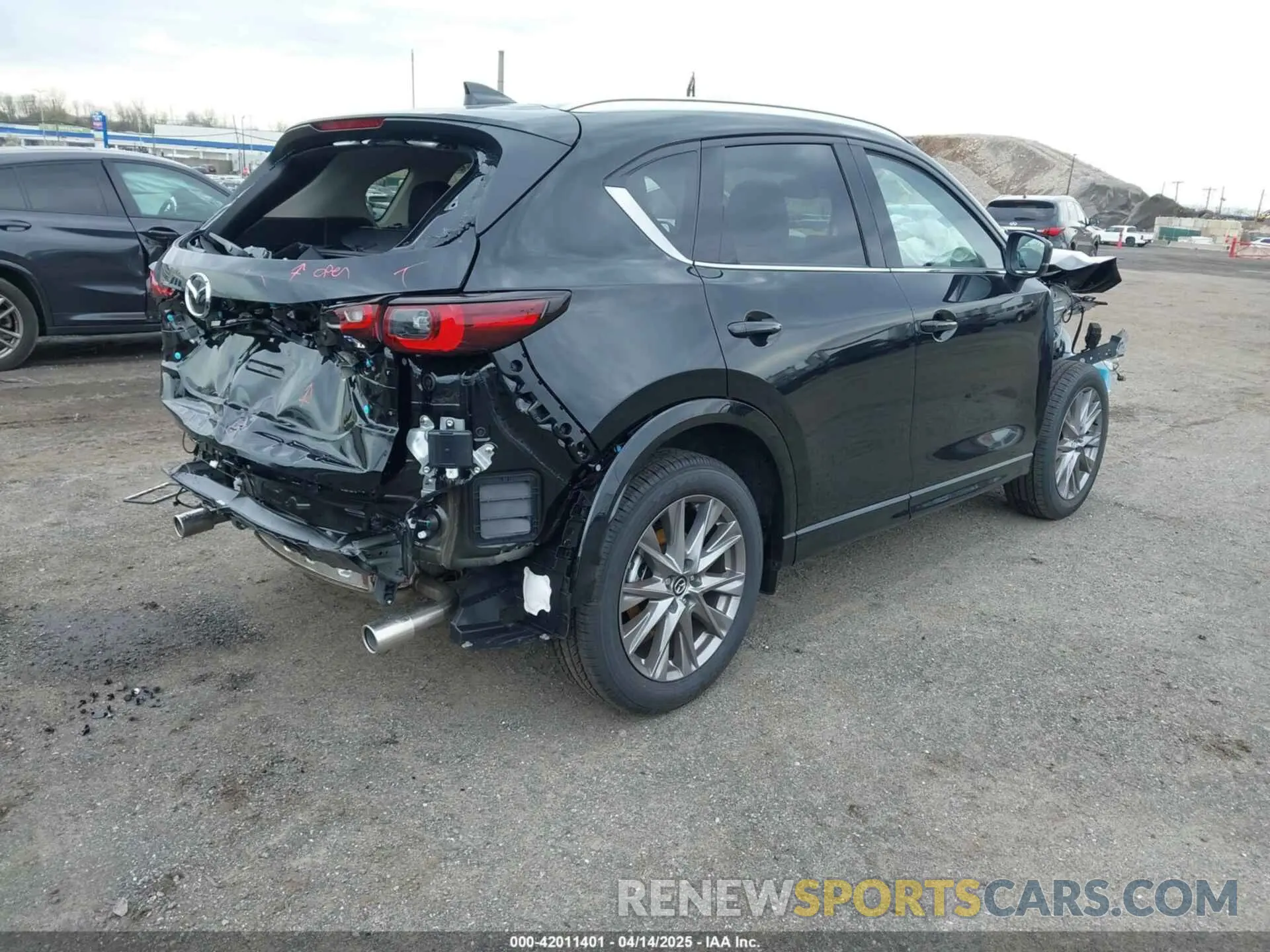4 Photograph of a damaged car JM3KFBEM0S0618749 MAZDA CX-5 2025