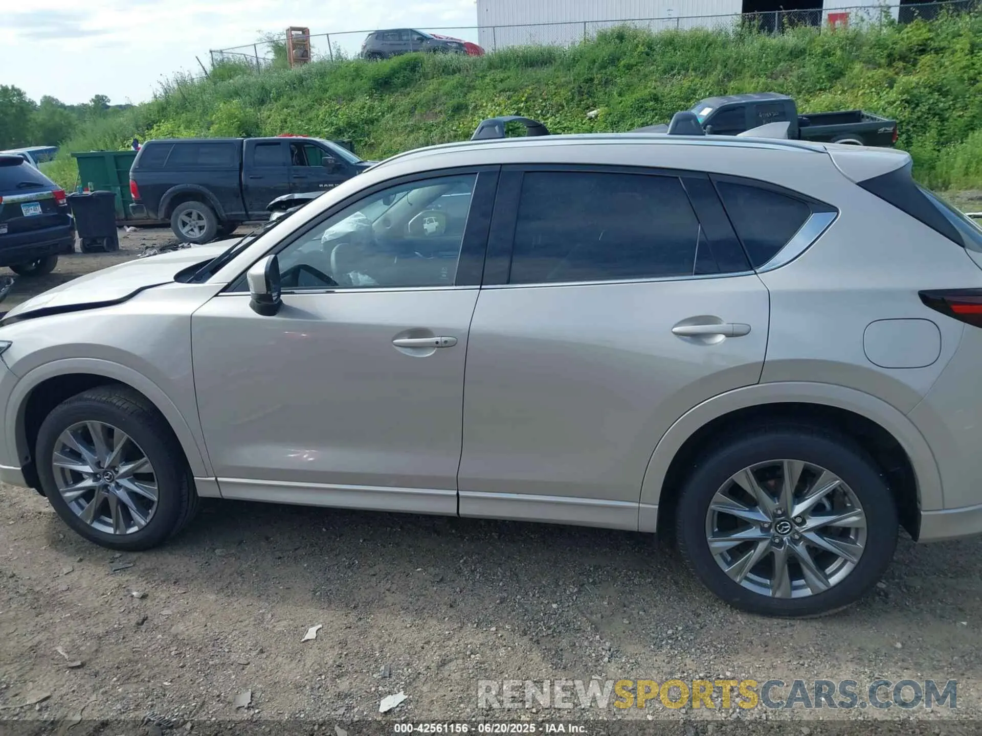 13 Photograph of a damaged car JM3KFBEM1S0542426 MAZDA CX-5 2025