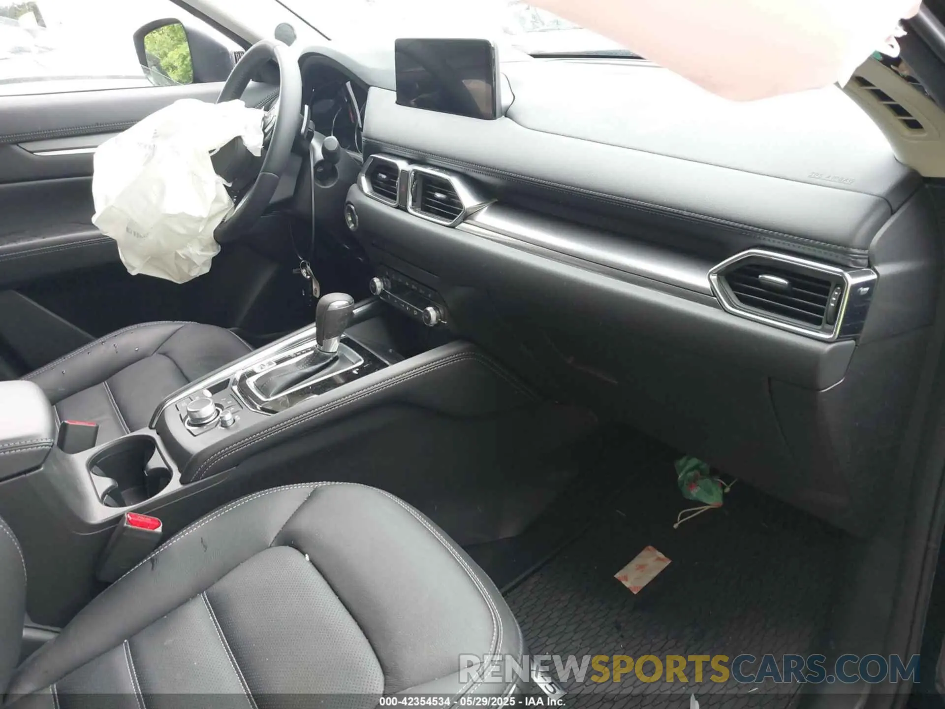 5 Photograph of a damaged car JM3KFBEM2S0621927 MAZDA CX-5 2025