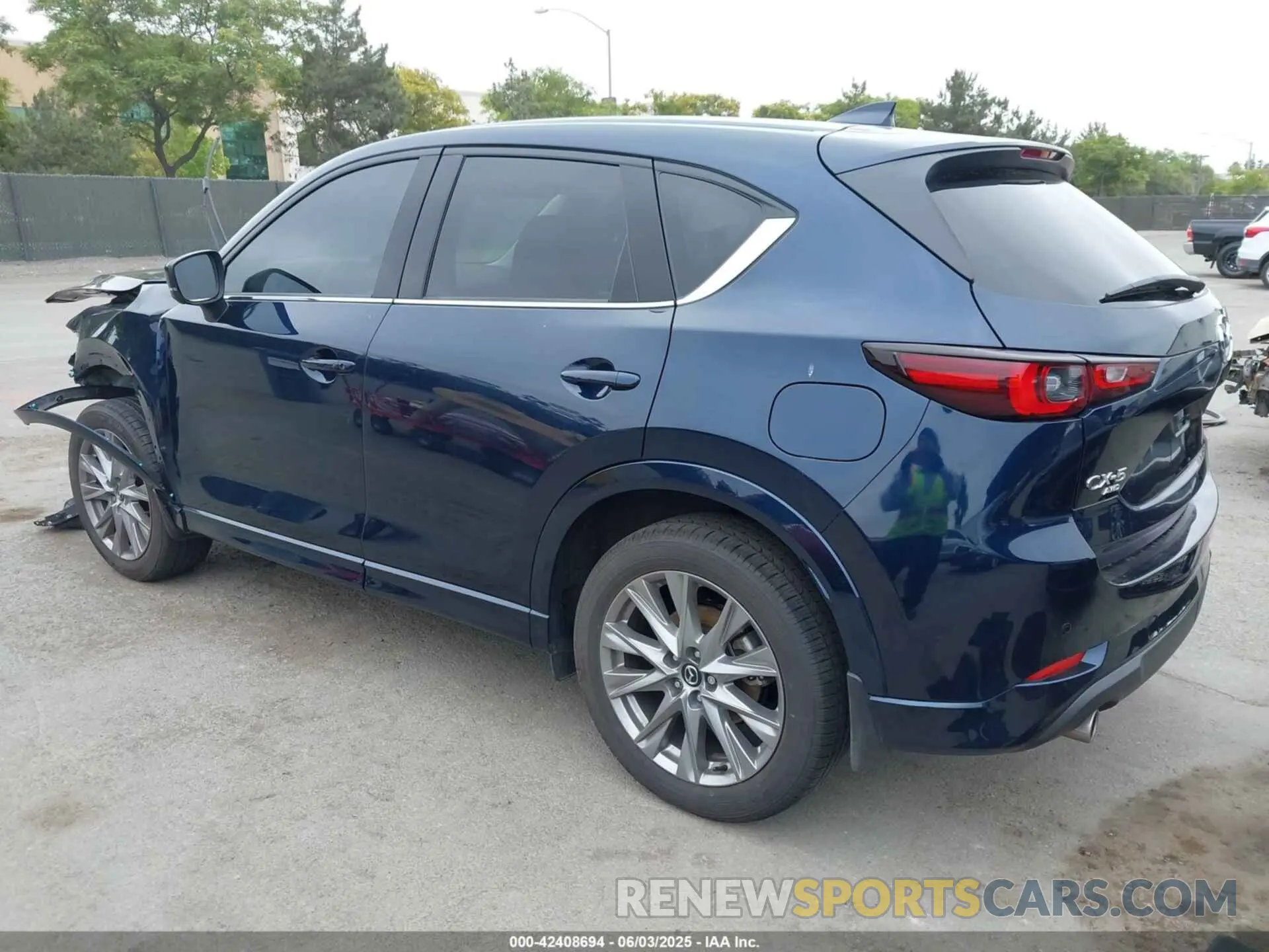 3 Photograph of a damaged car JM3KFBEM5S0575509 MAZDA CX-5 2025