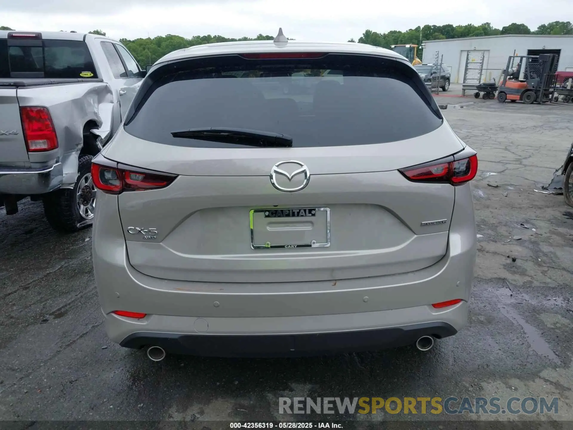 16 Photograph of a damaged car JM3KFBEM5S0648443 MAZDA CX-5 2025