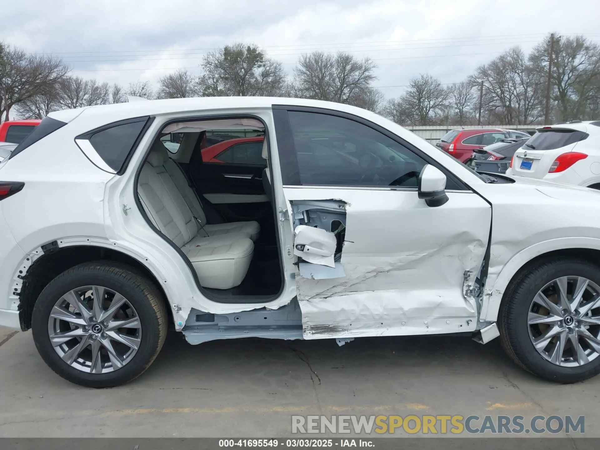 13 Photograph of a damaged car JM3KFBEM9S0549107 MAZDA CX-5 2025