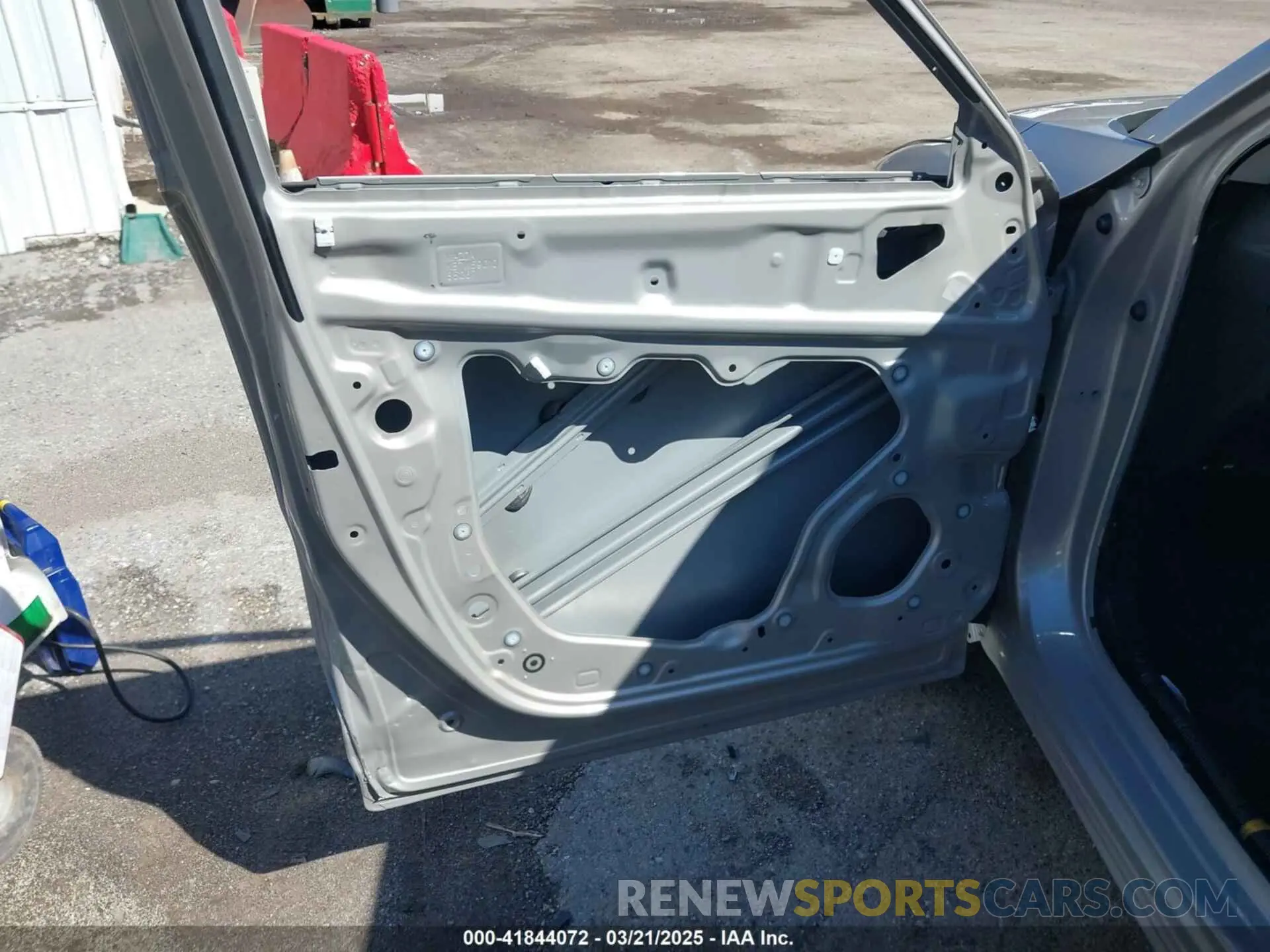 18 Photograph of a damaged car JM3KFBEM9S0579269 MAZDA CX-5 2025