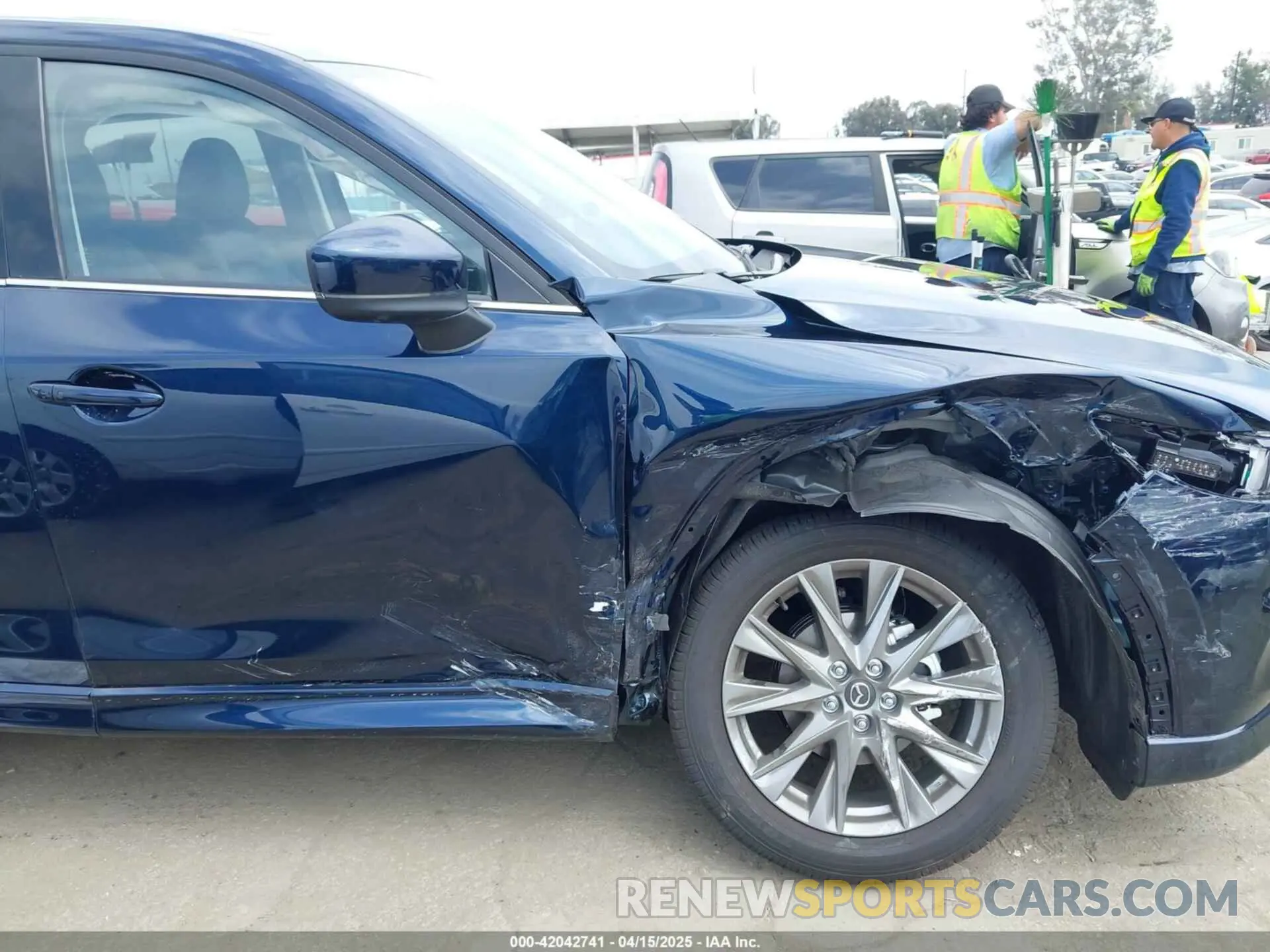 17 Photograph of a damaged car JM3KFBEM9S0615185 MAZDA CX-5 2025