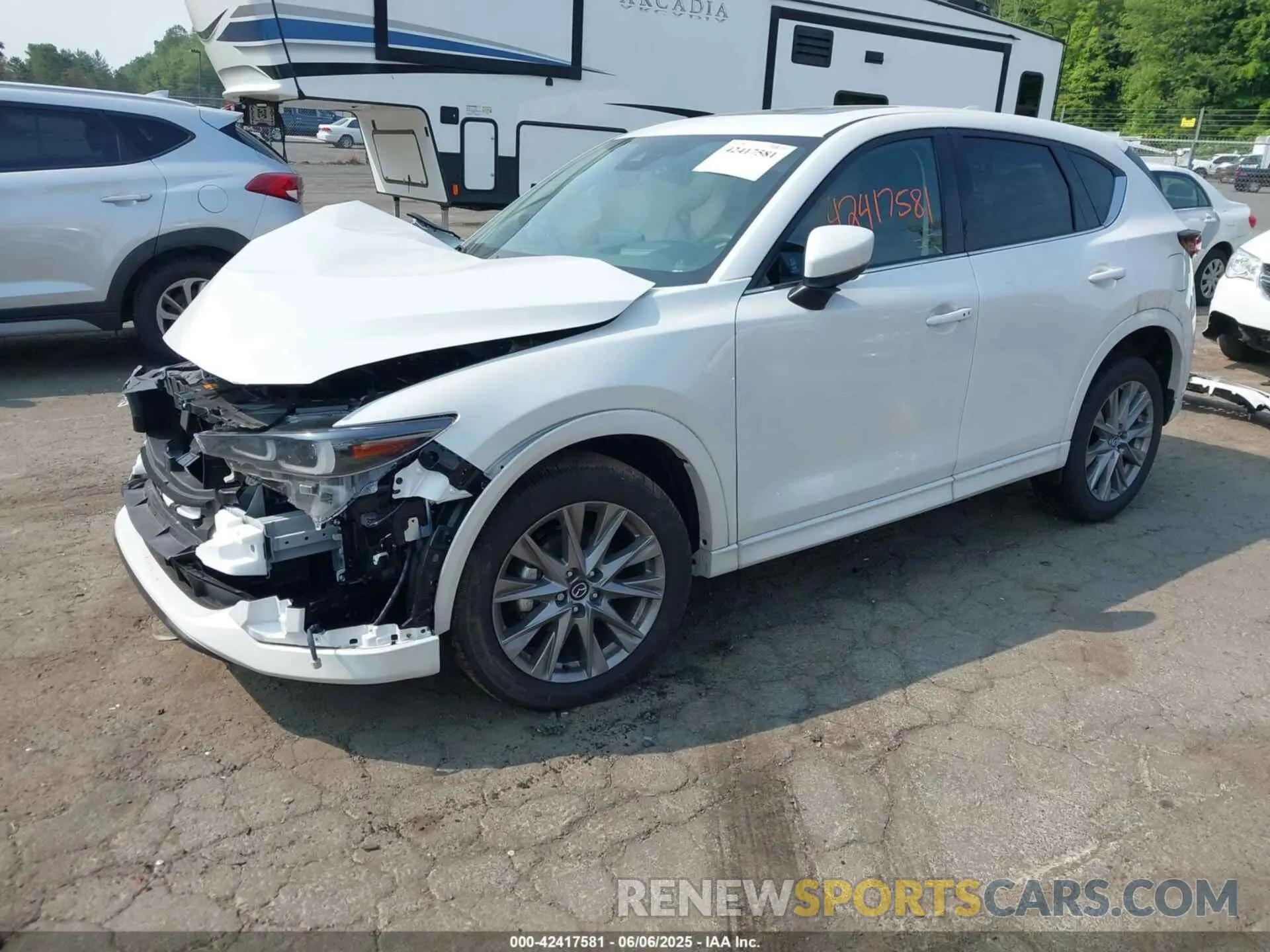 2 Photograph of a damaged car JM3KFBEM9S0619320 MAZDA CX-5 2025
