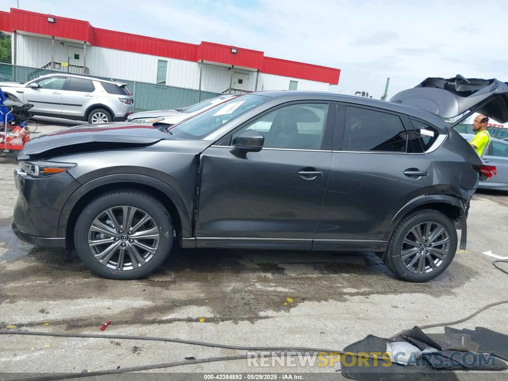 14 Photograph of a damaged car JM3KFBXY6S0571923 MAZDA CX-5 2025