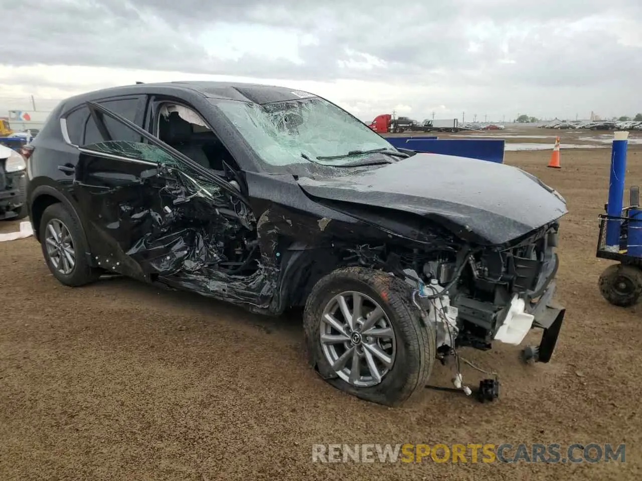 4 Photograph of a damaged car JM3KFBCM8P0113228 MAZDA CX-5 PREFE 2023