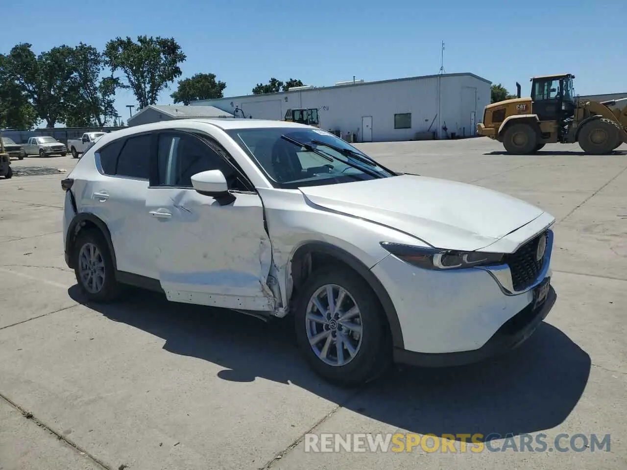 4 Photograph of a damaged car JM3KFBCMXP0141225 MAZDA CX-5 PREFE 2023