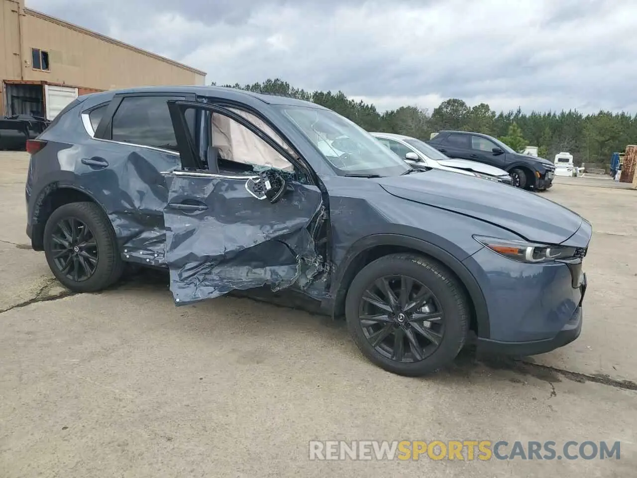 4 Photograph of a damaged car JM3KFBCL8R0469138 MAZDA CX-5 PREFE 2024