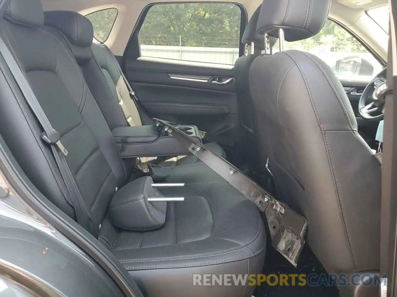 11 Photograph of a damaged car JM3KFBDM2N0608374 MAZDA CX-5 PREMI 2022