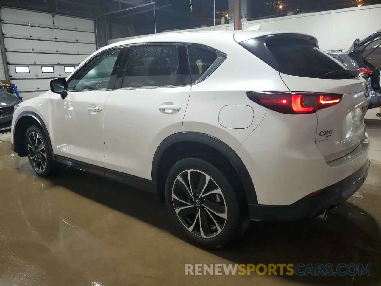 2 Photograph of a damaged car JM3KFBDM8N1626405 MAZDA CX-5 PREMI 2022