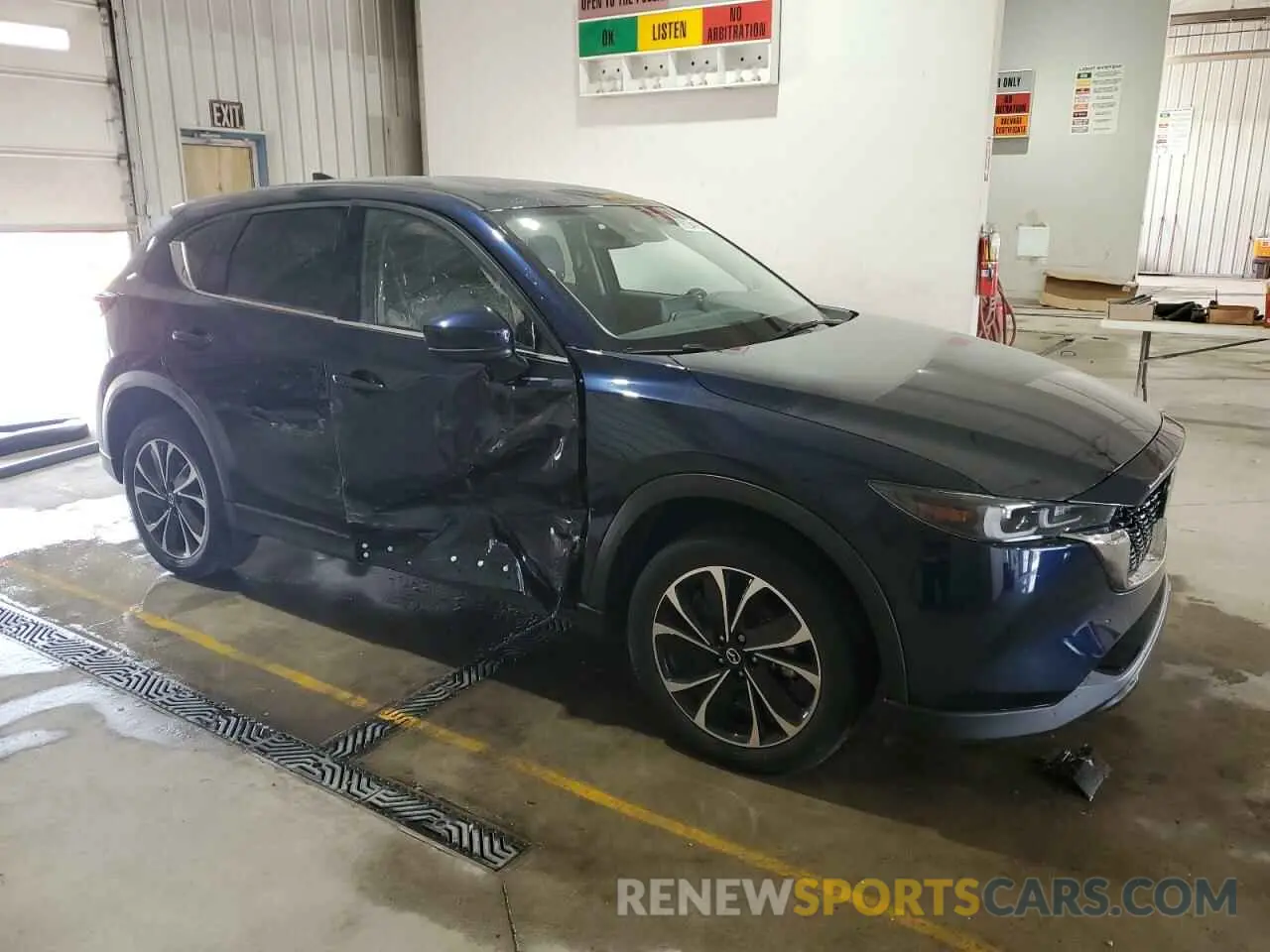 4 Photograph of a damaged car JM3KFBEM2N0527910 MAZDA CX-5 PREMI 2022