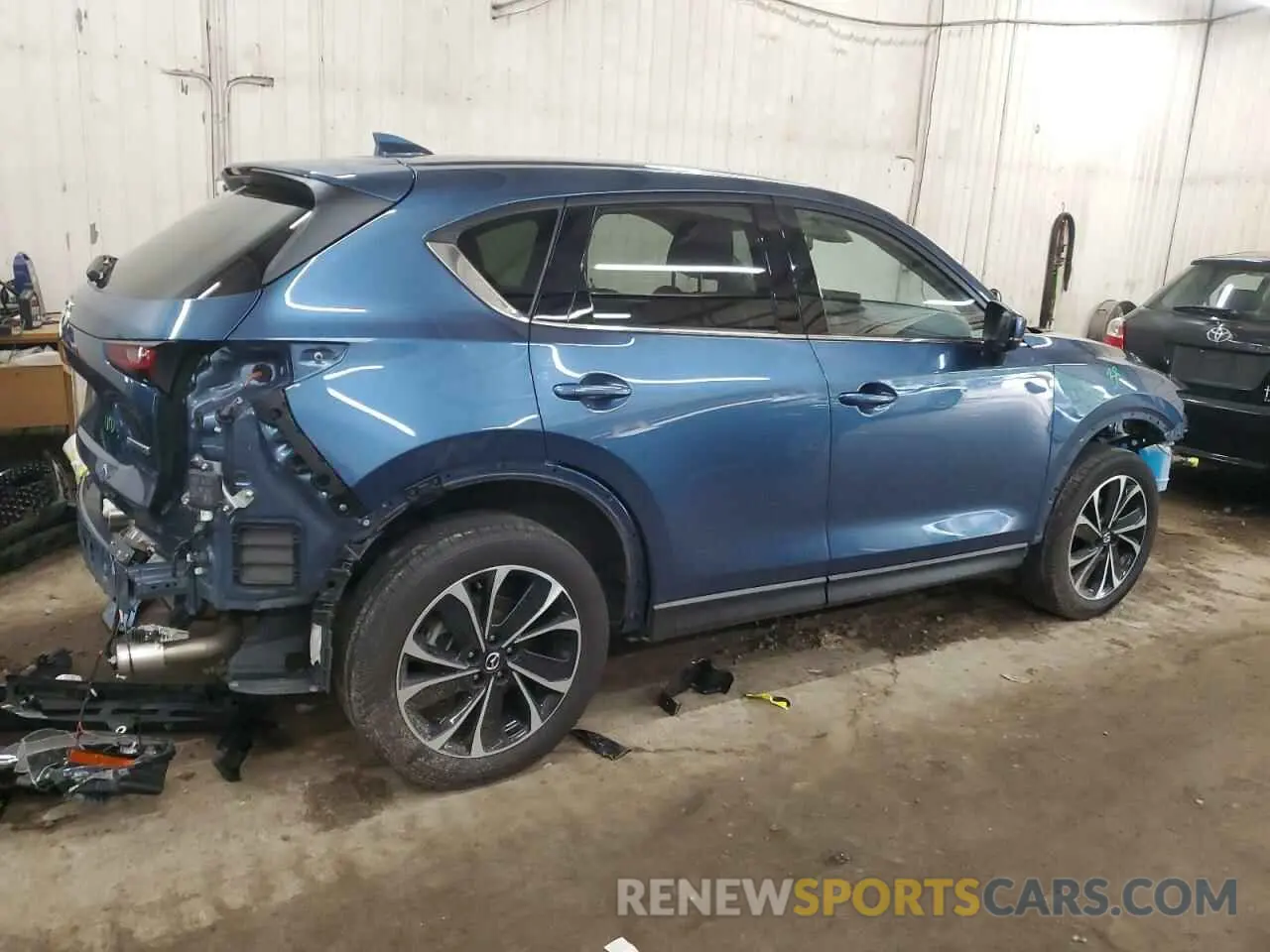 3 Photograph of a damaged car JM3KFBDM1P0292761 MAZDA CX-5 PREMI 2023