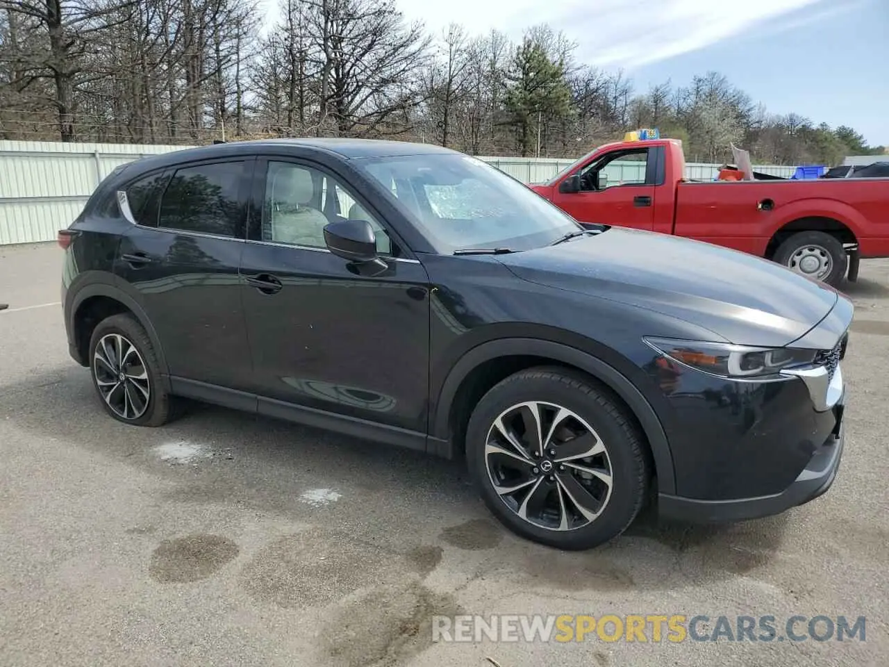 4 Photograph of a damaged car JM3KFBEMXP0122915 MAZDA CX-5 PREMI 2023