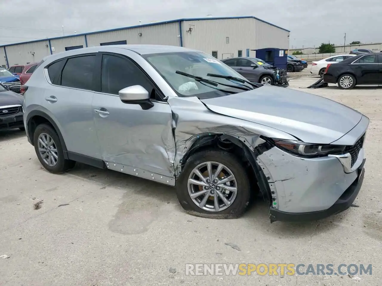 4 Photograph of a damaged car JM3KFBBM1P0222261 MAZDA CX-5 SELEC 2023
