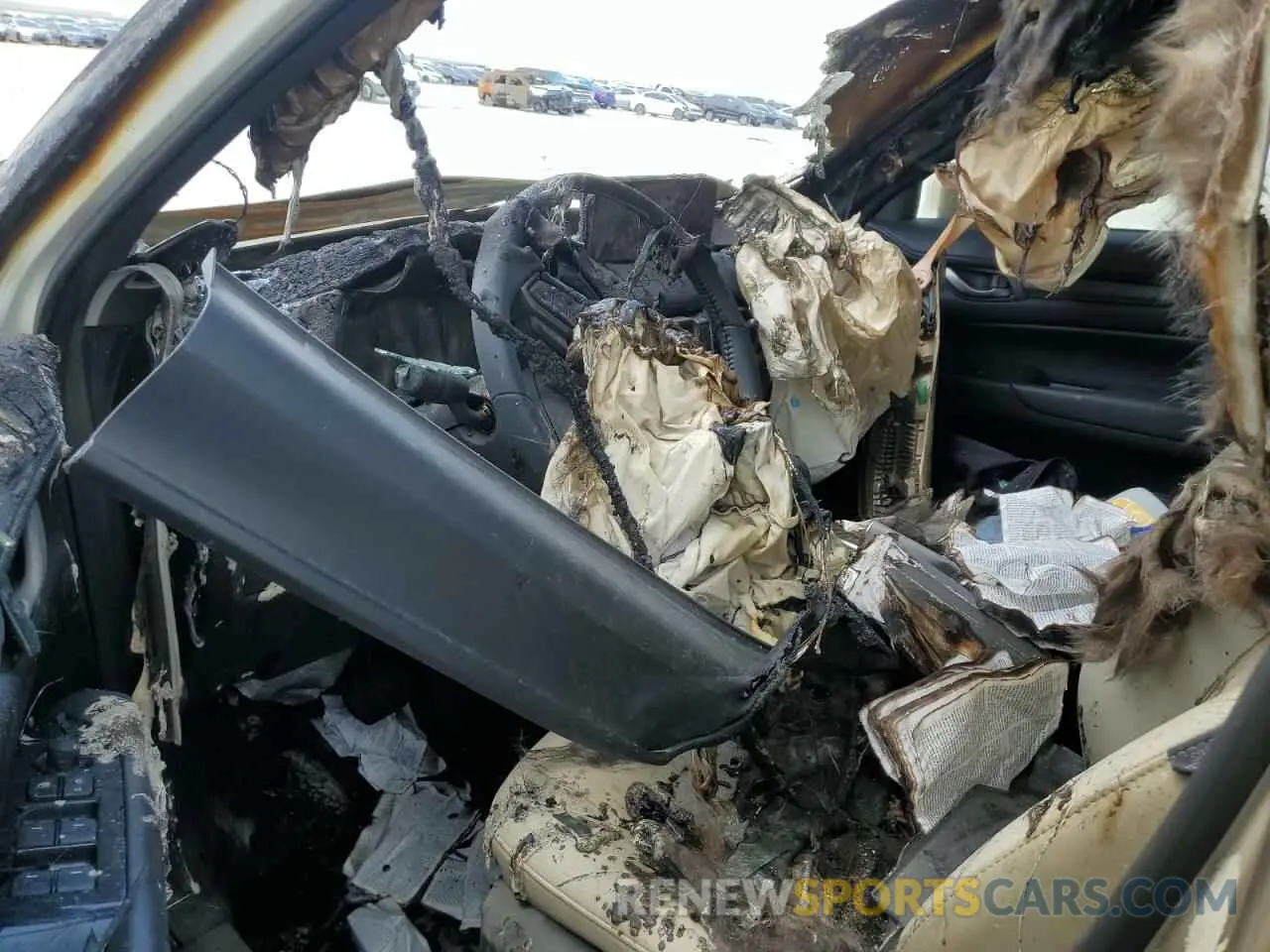 8 Photograph of a damaged car JM3KFBBM9P0286001 MAZDA CX-5 SELEC 2023