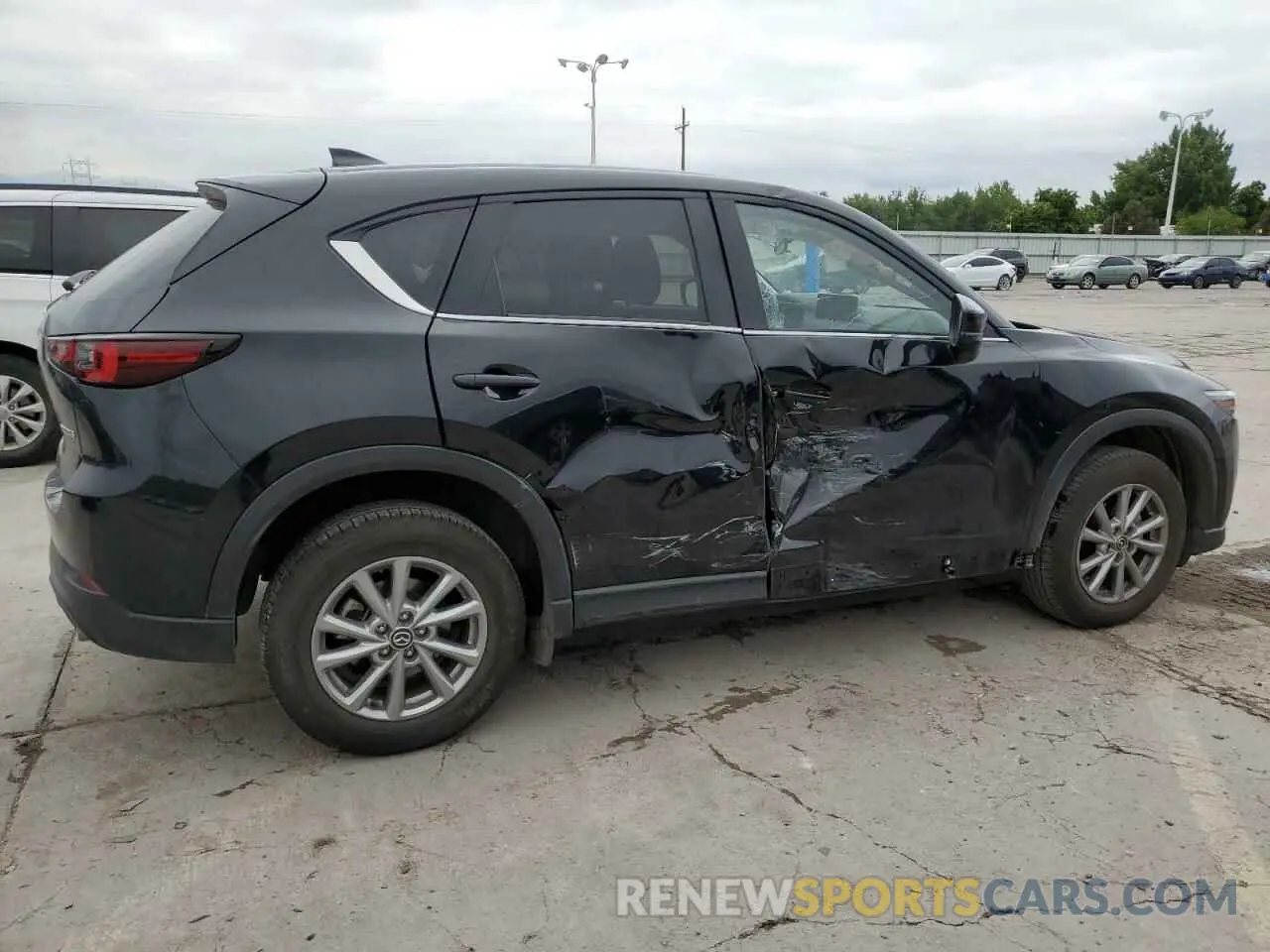 3 Photograph of a damaged car JM3KFBBMXP0223084 MAZDA CX-5 SELEC 2023
