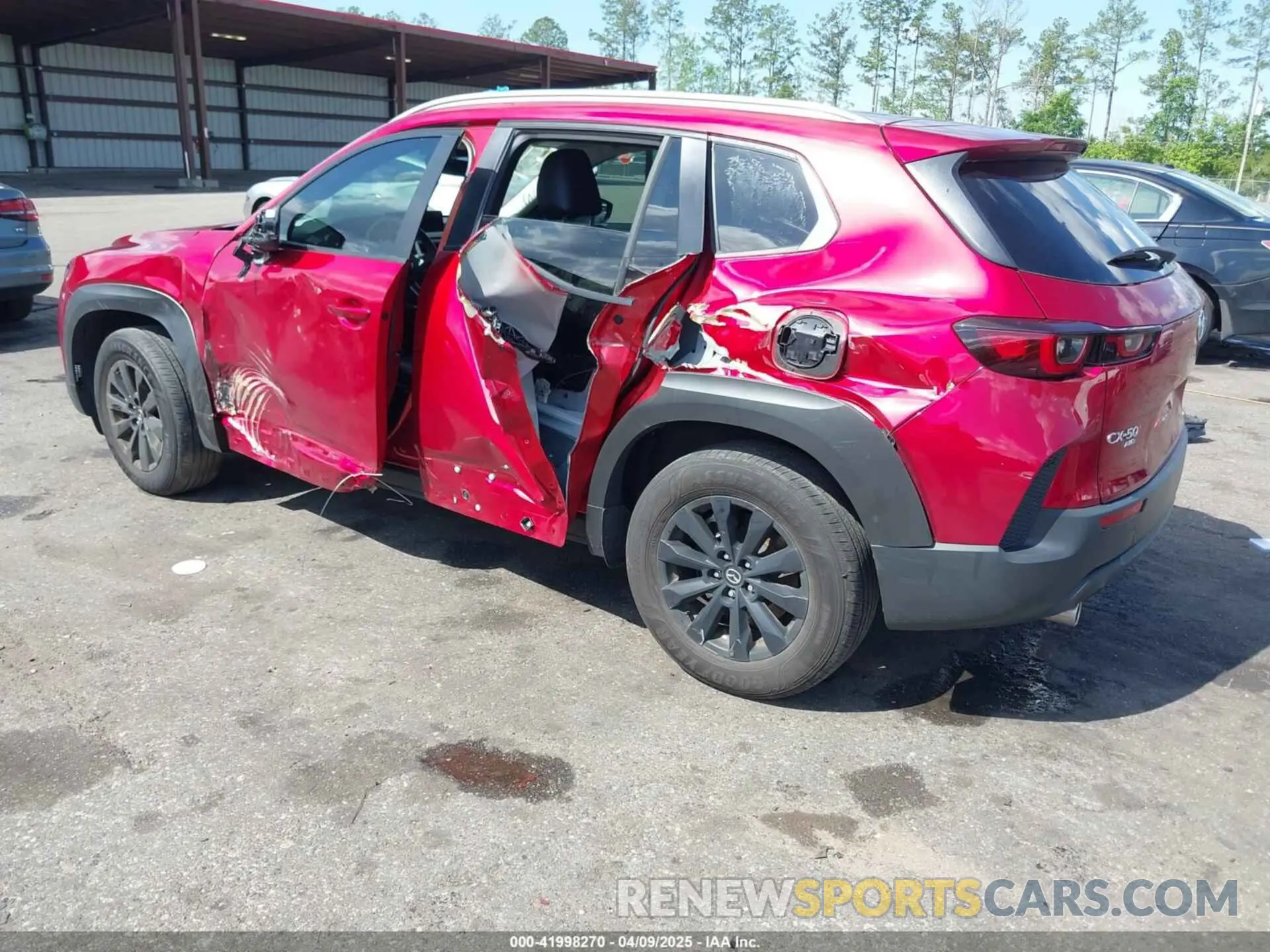 3 Photograph of a damaged car 7MMVABAMXPN150789 MAZDA CX-50 2023