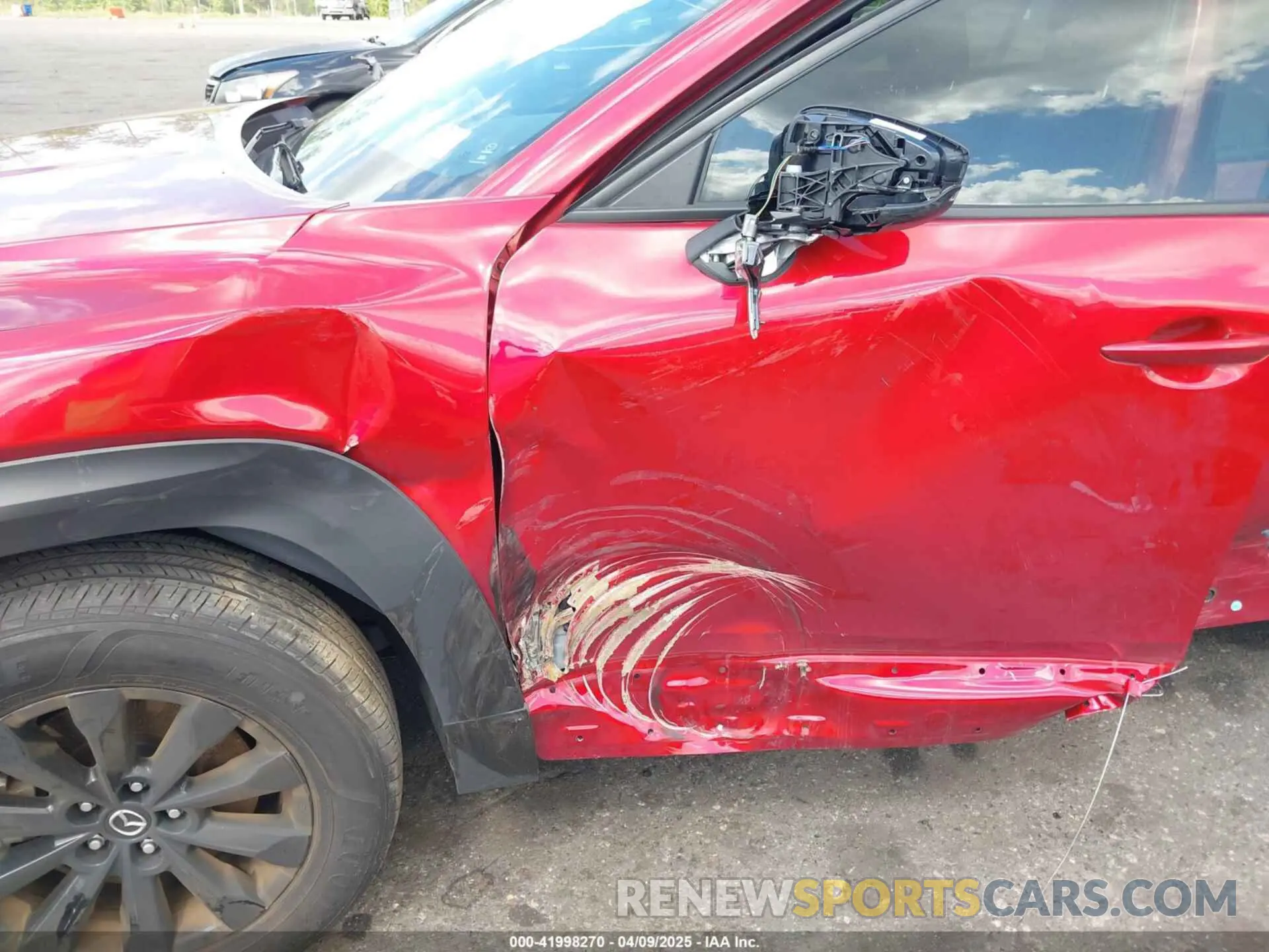 6 Photograph of a damaged car 7MMVABAMXPN150789 MAZDA CX-50 2023