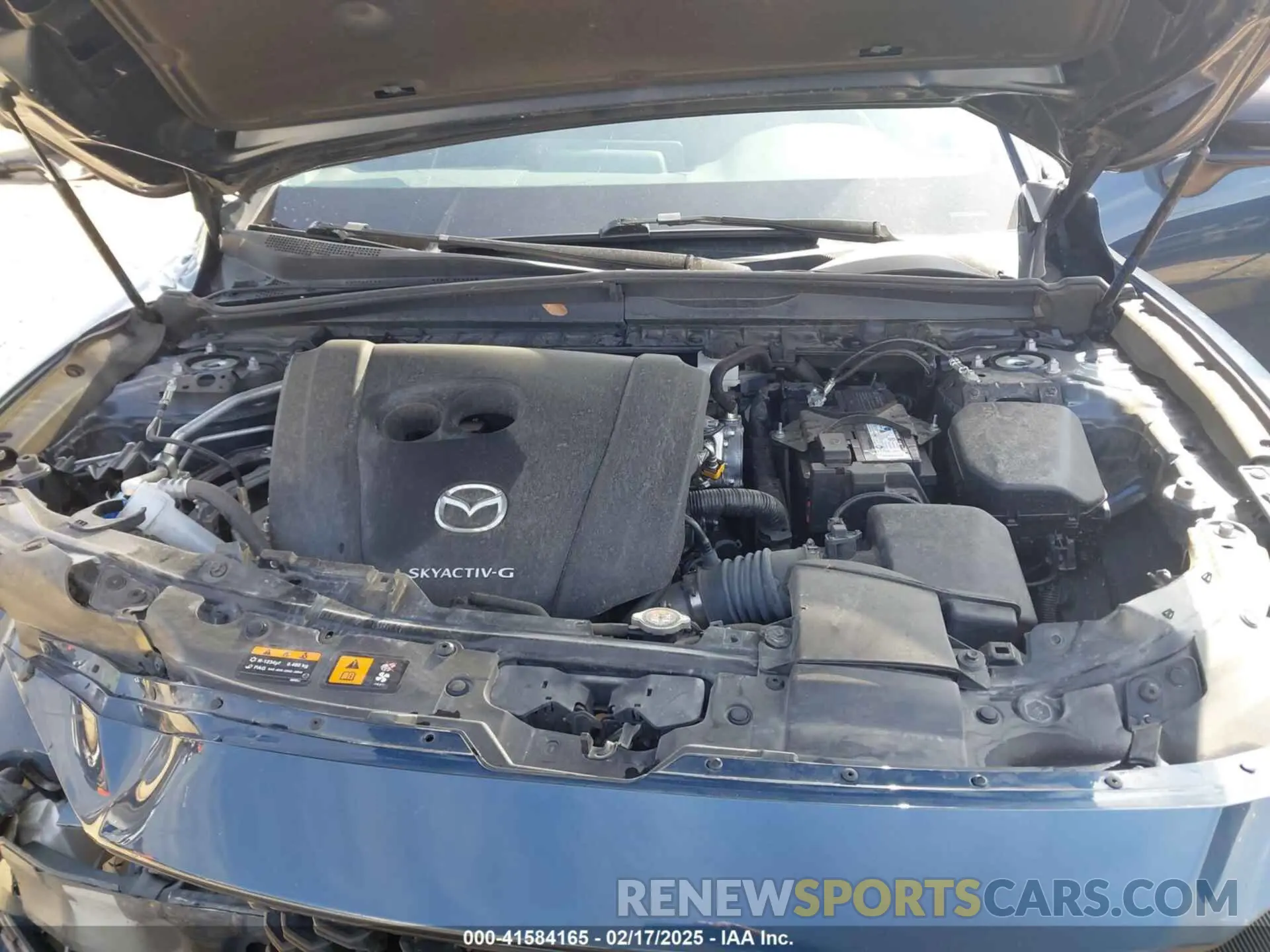 10 Photograph of a damaged car 7MMVABCM2PN129237 MAZDA CX-50 2023