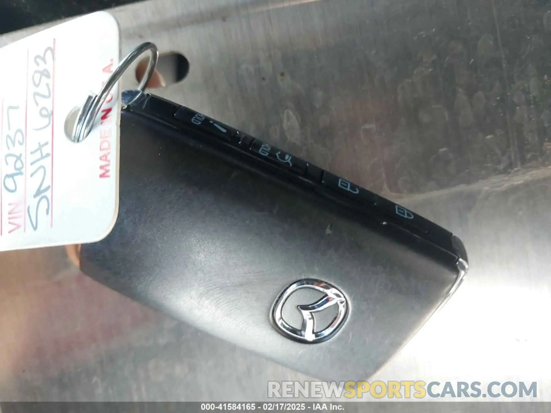 11 Photograph of a damaged car 7MMVABCM2PN129237 MAZDA CX-50 2023