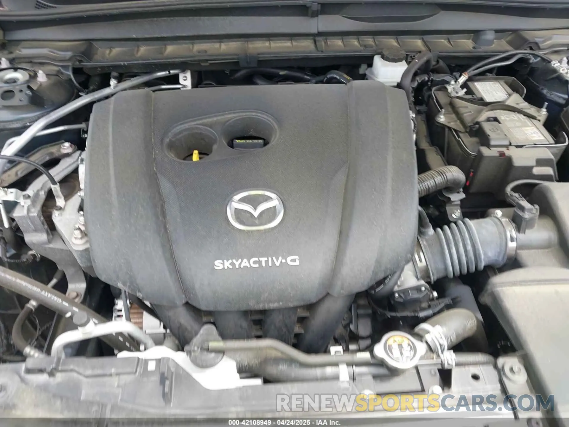 10 Photograph of a damaged car 7MMVABCM4PN119583 MAZDA CX-50 2023