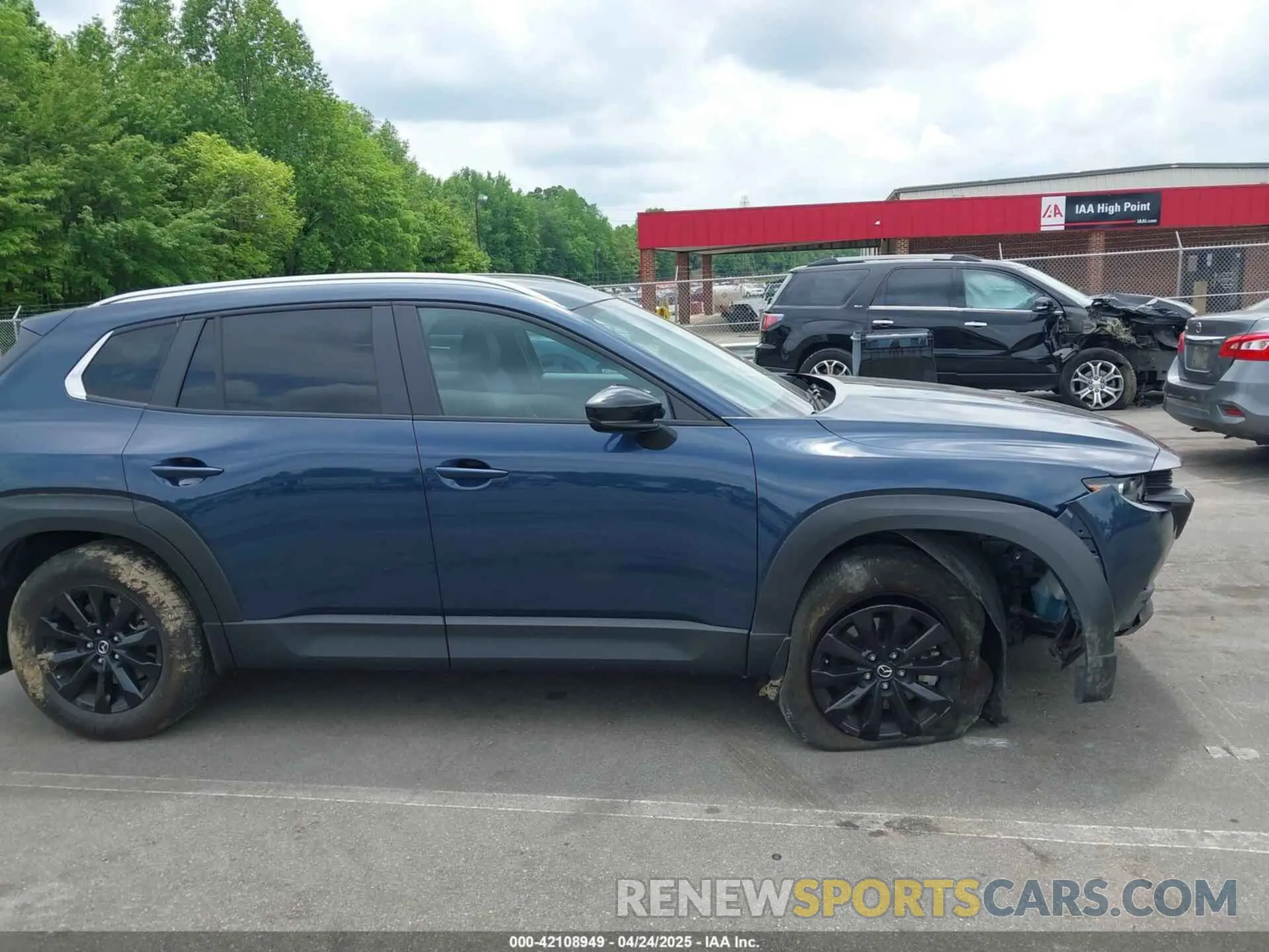 13 Photograph of a damaged car 7MMVABCM4PN119583 MAZDA CX-50 2023