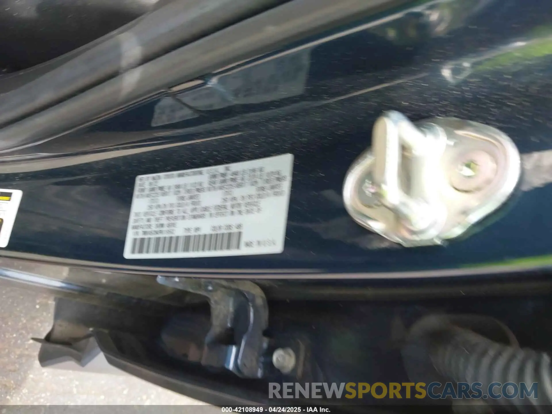 9 Photograph of a damaged car 7MMVABCM4PN119583 MAZDA CX-50 2023