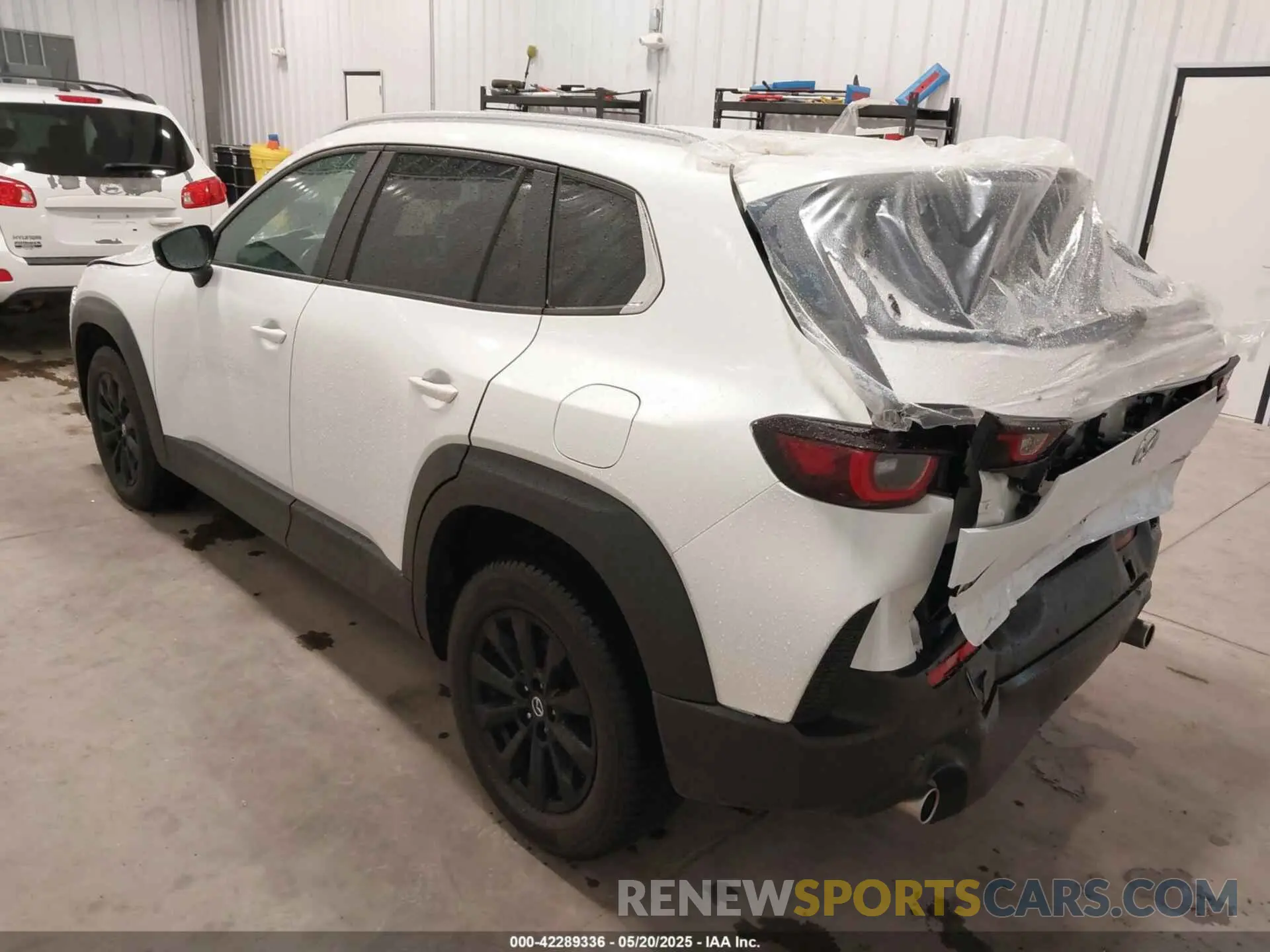 3 Photograph of a damaged car 7MMVABCM7PN118525 MAZDA CX-50 2023