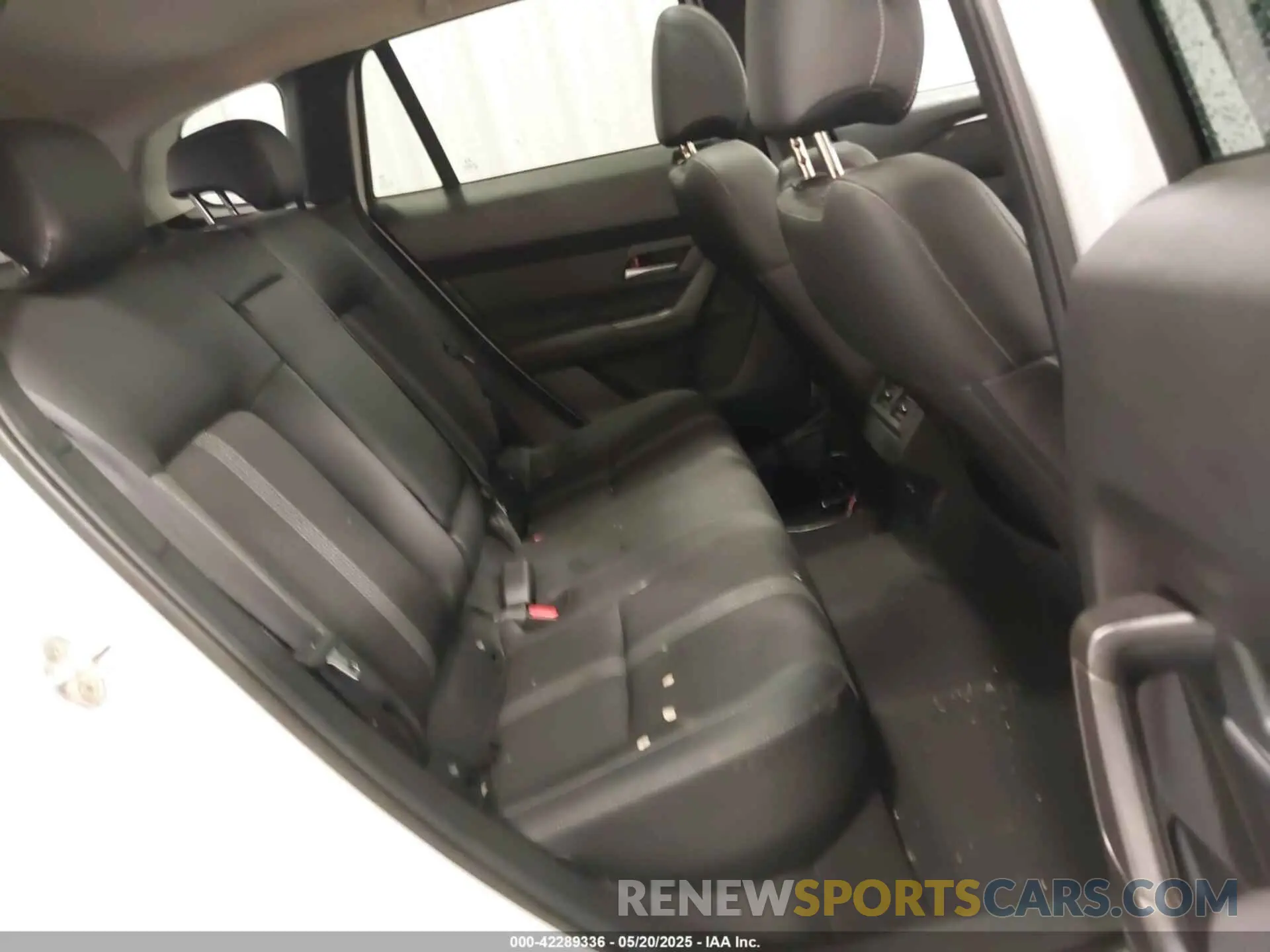 8 Photograph of a damaged car 7MMVABCM7PN118525 MAZDA CX-50 2023