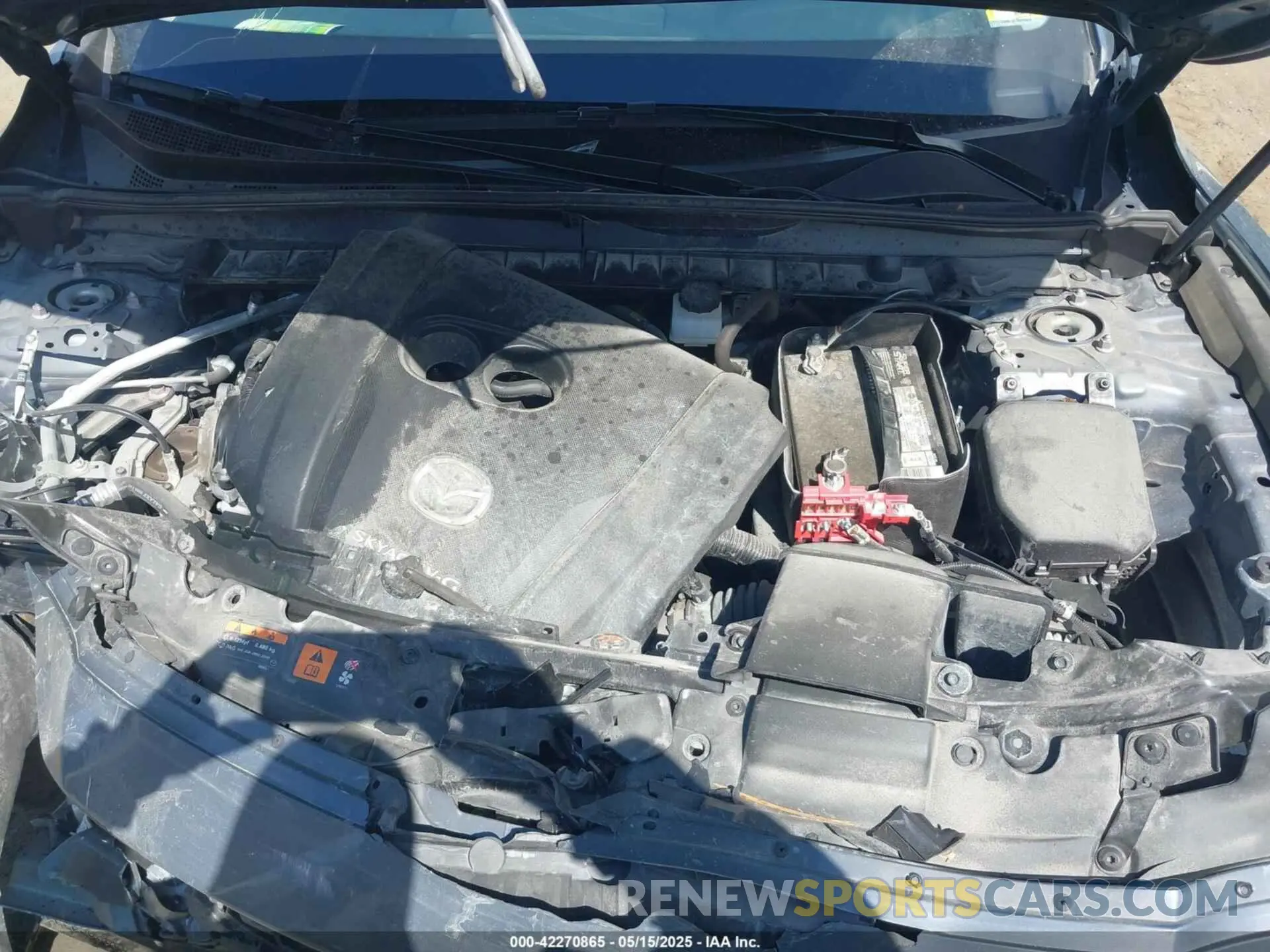 10 Photograph of a damaged car 7MMVABCMXPN142110 MAZDA CX-50 2023