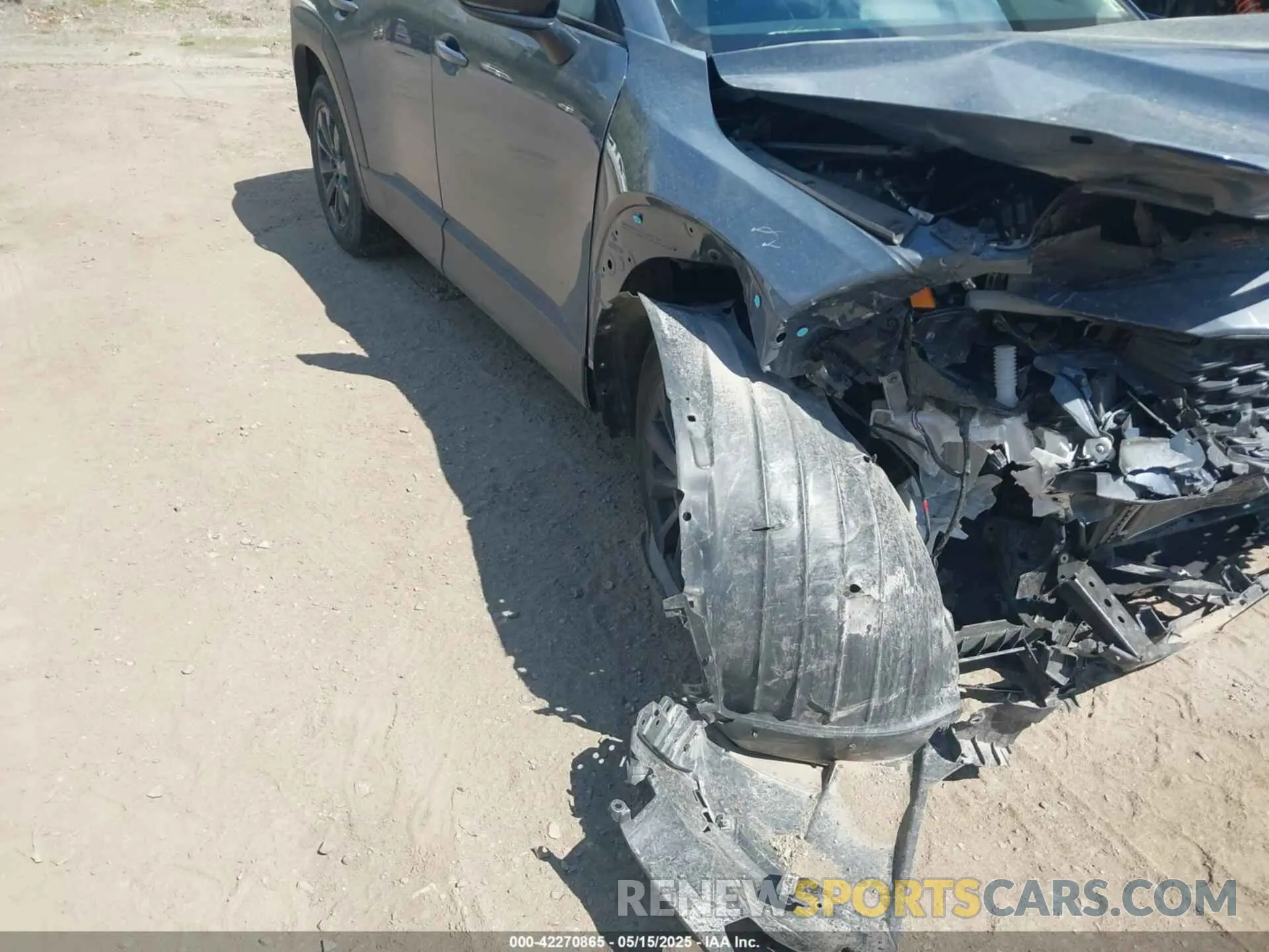 12 Photograph of a damaged car 7MMVABCMXPN142110 MAZDA CX-50 2023