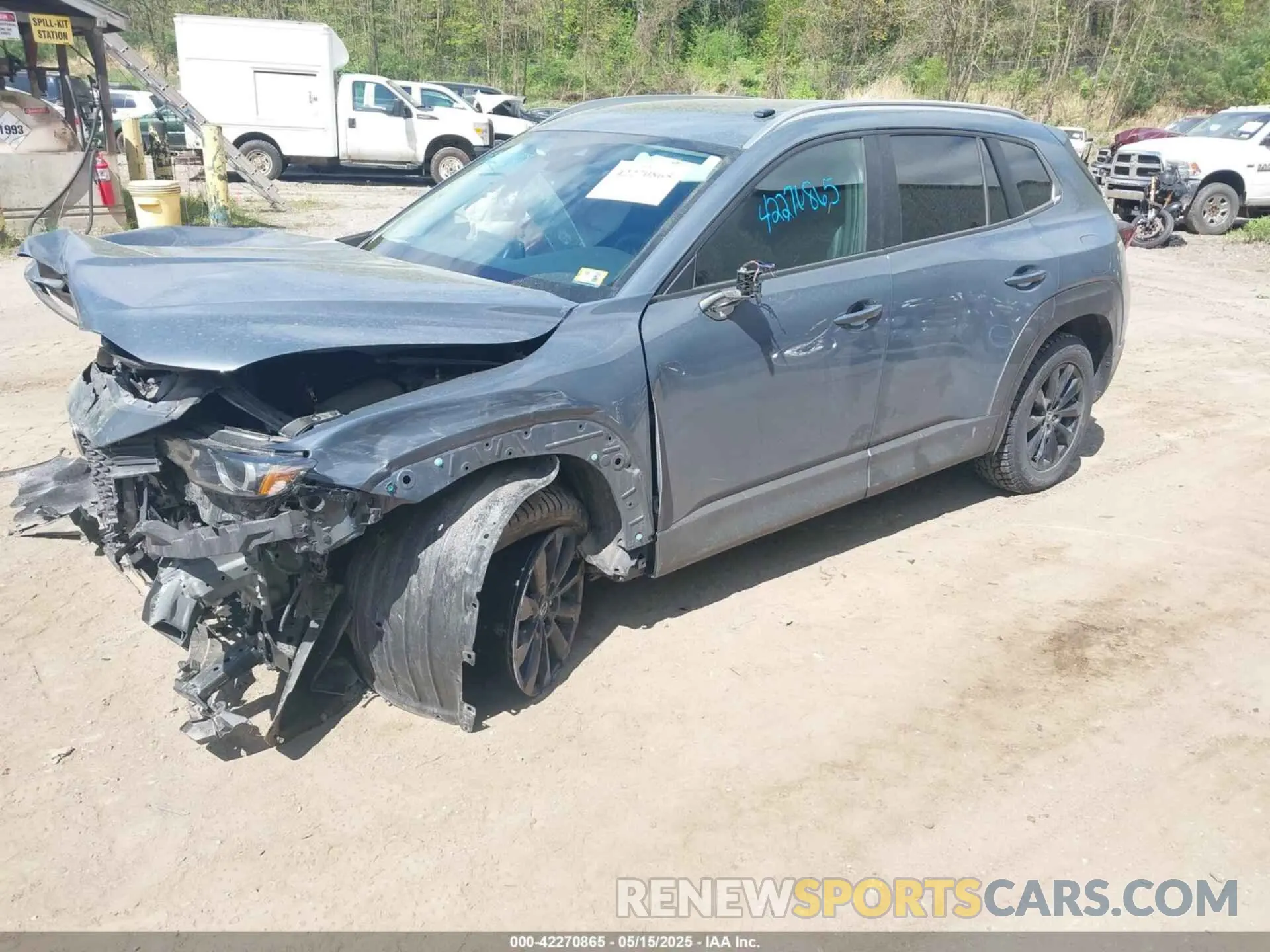 2 Photograph of a damaged car 7MMVABCMXPN142110 MAZDA CX-50 2023