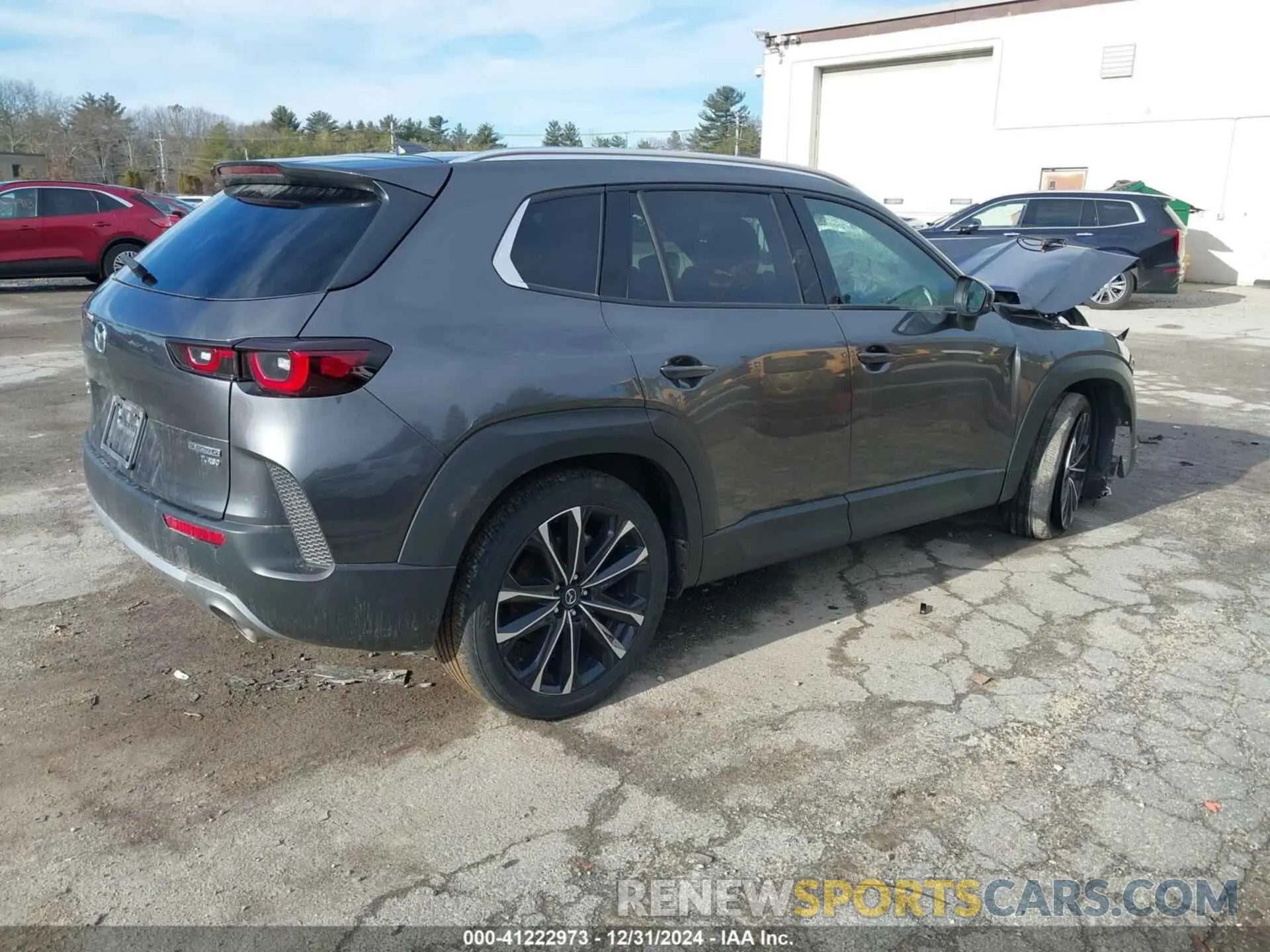 4 Photograph of a damaged car 7MMVABDY8PN107700 MAZDA CX-50 2023