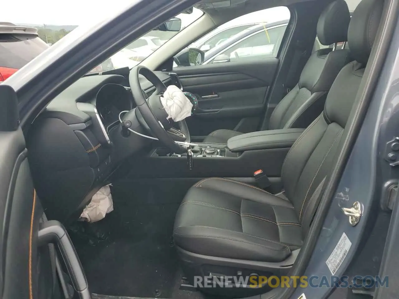 7 Photograph of a damaged car 7MMVABEM2PN151736 MAZDA CX-50 2023
