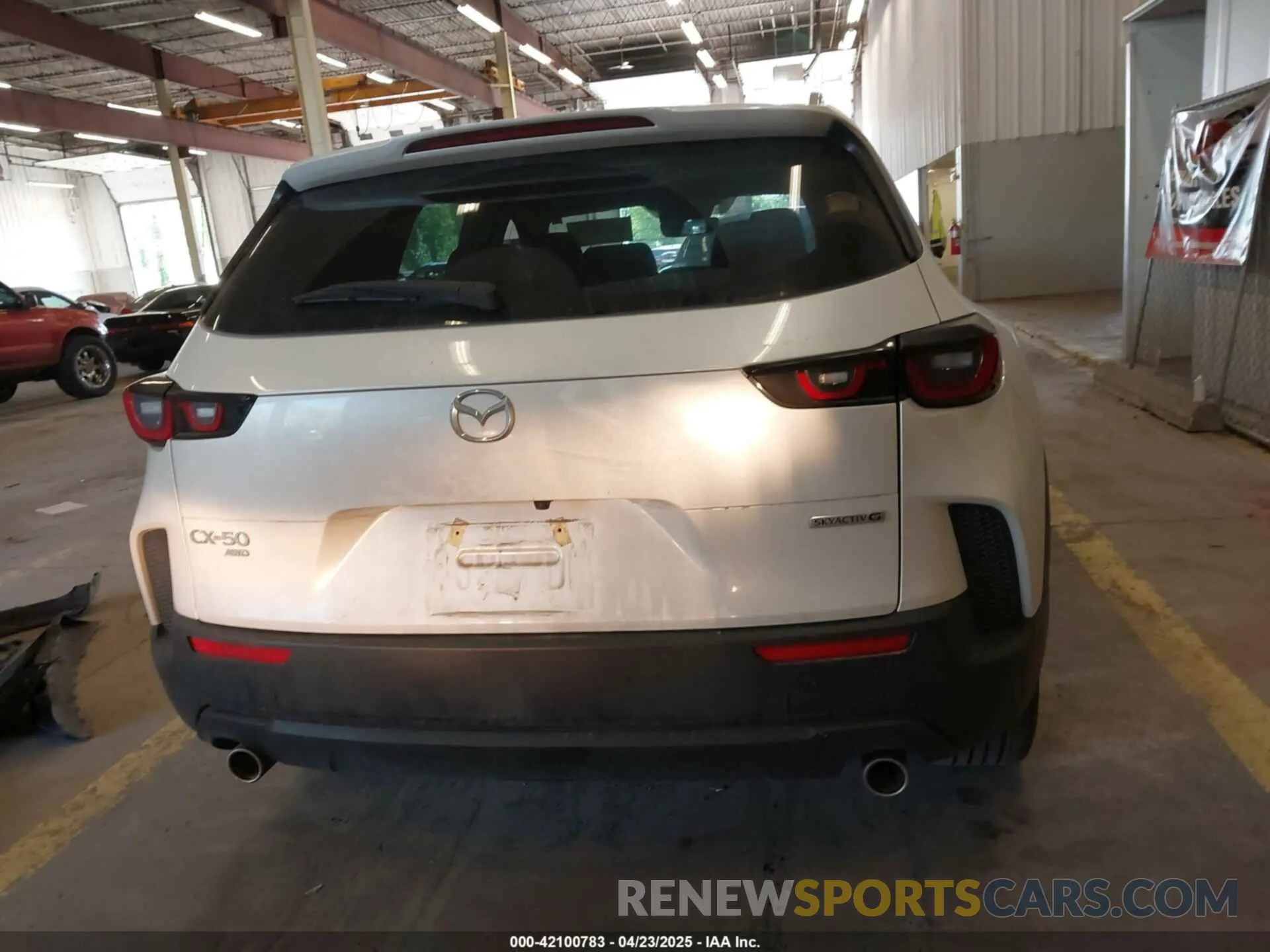 17 Photograph of a damaged car 7MMVABEM5PN137829 MAZDA CX-50 2023