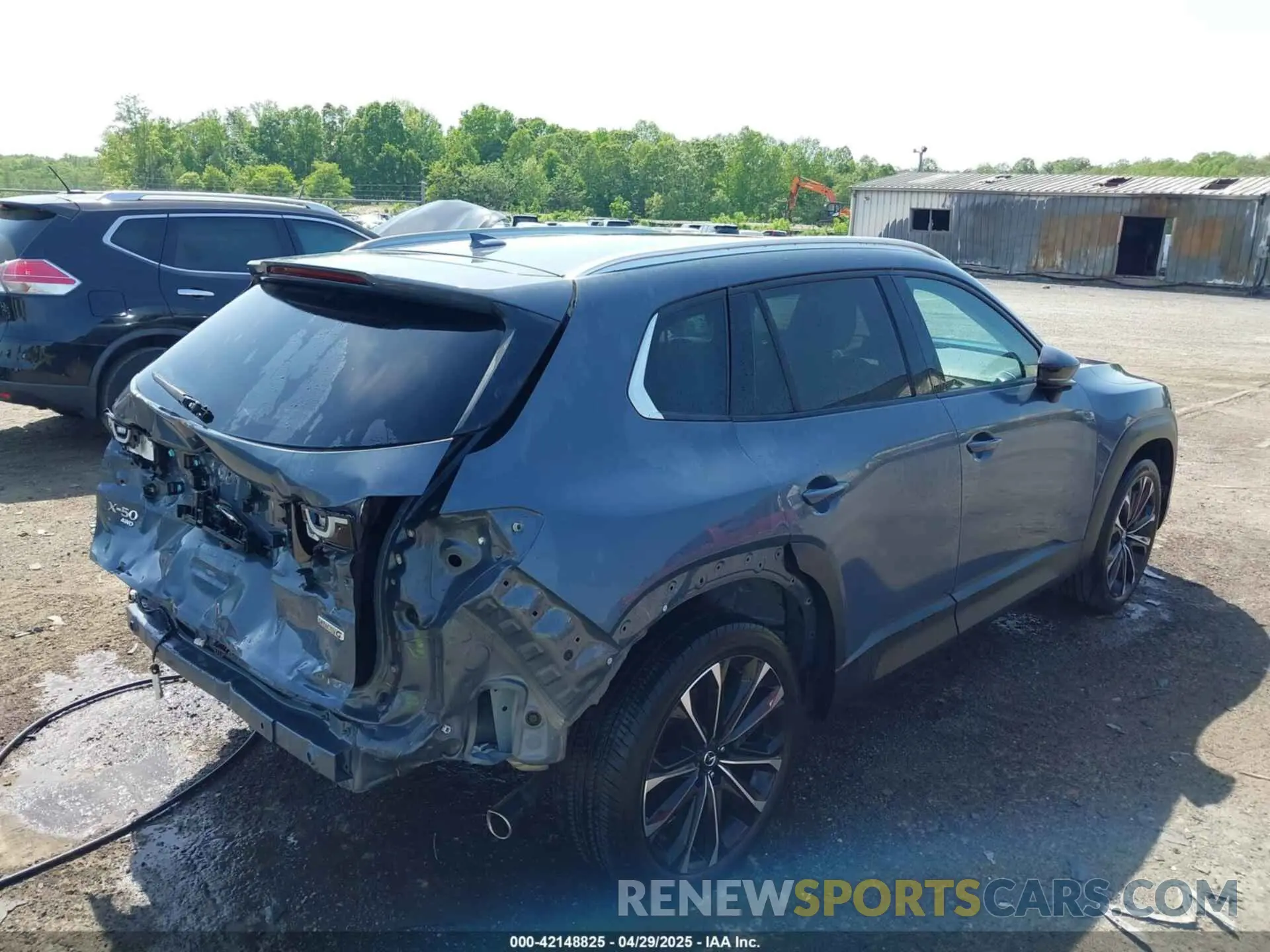 4 Photograph of a damaged car 7MMVABEM6PN105424 MAZDA CX-50 2023