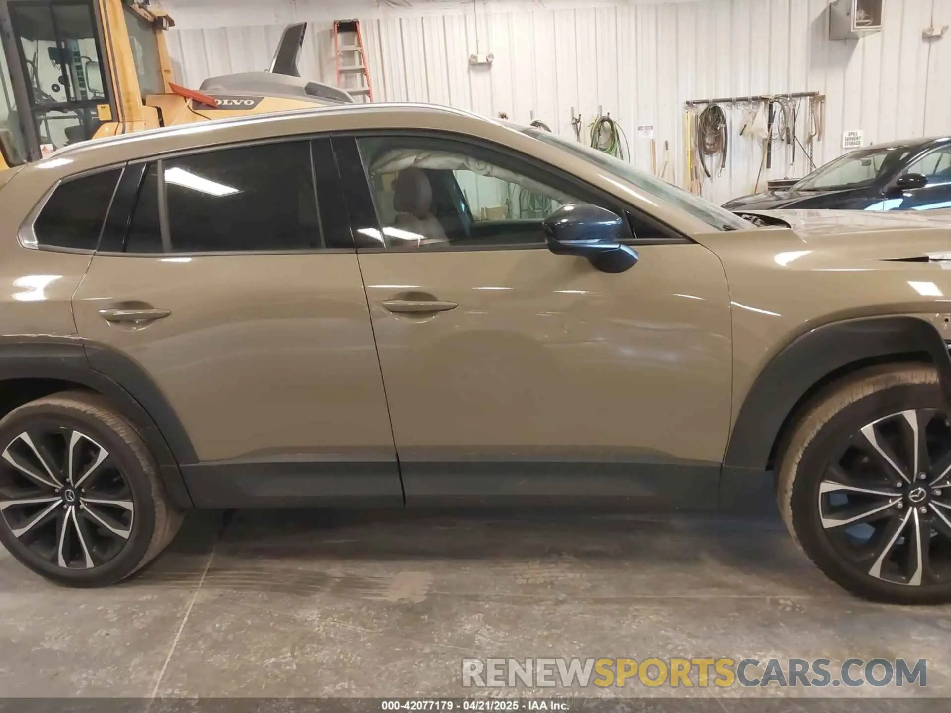 13 Photograph of a damaged car 7MMVABEYXPN109852 MAZDA CX-50 2023