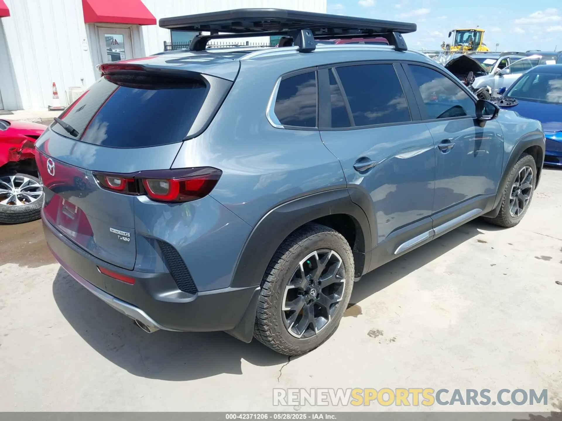 4 Photograph of a damaged car 7MMVABXY1PN128075 MAZDA CX-50 2023