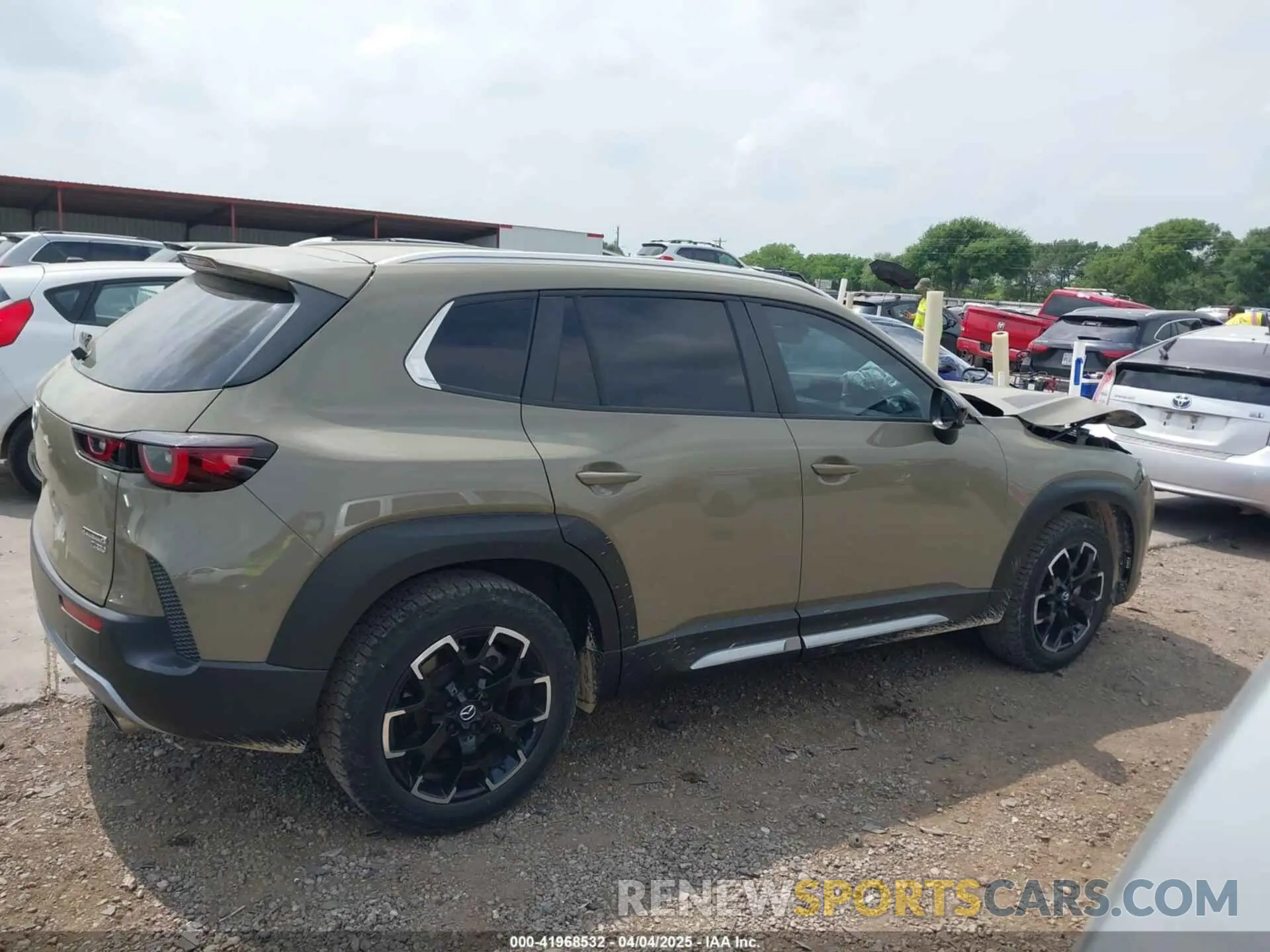 14 Photograph of a damaged car 7MMVABXY5PN131528 MAZDA CX-50 2023