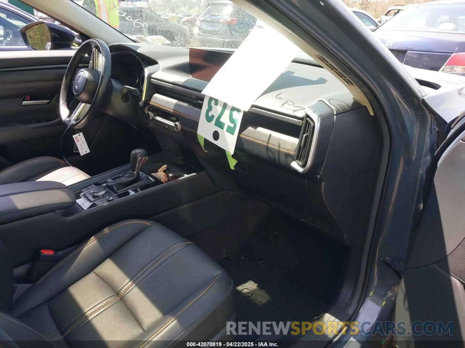 5 Photograph of a damaged car 7MMVABXY9PN143049 MAZDA CX-50 2023