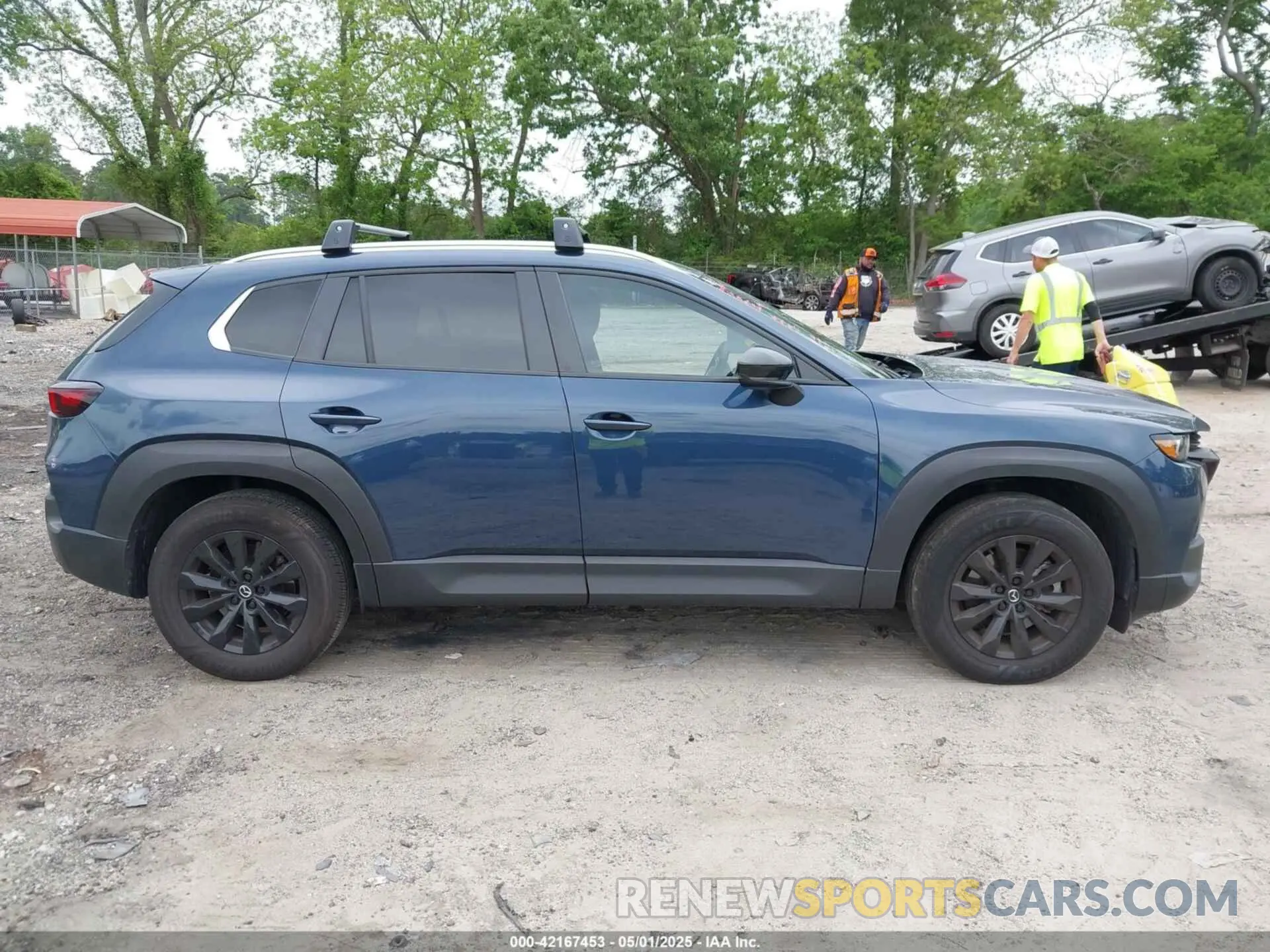 14 Photograph of a damaged car 7MMVABAM1RN199589 MAZDA CX-50 2024
