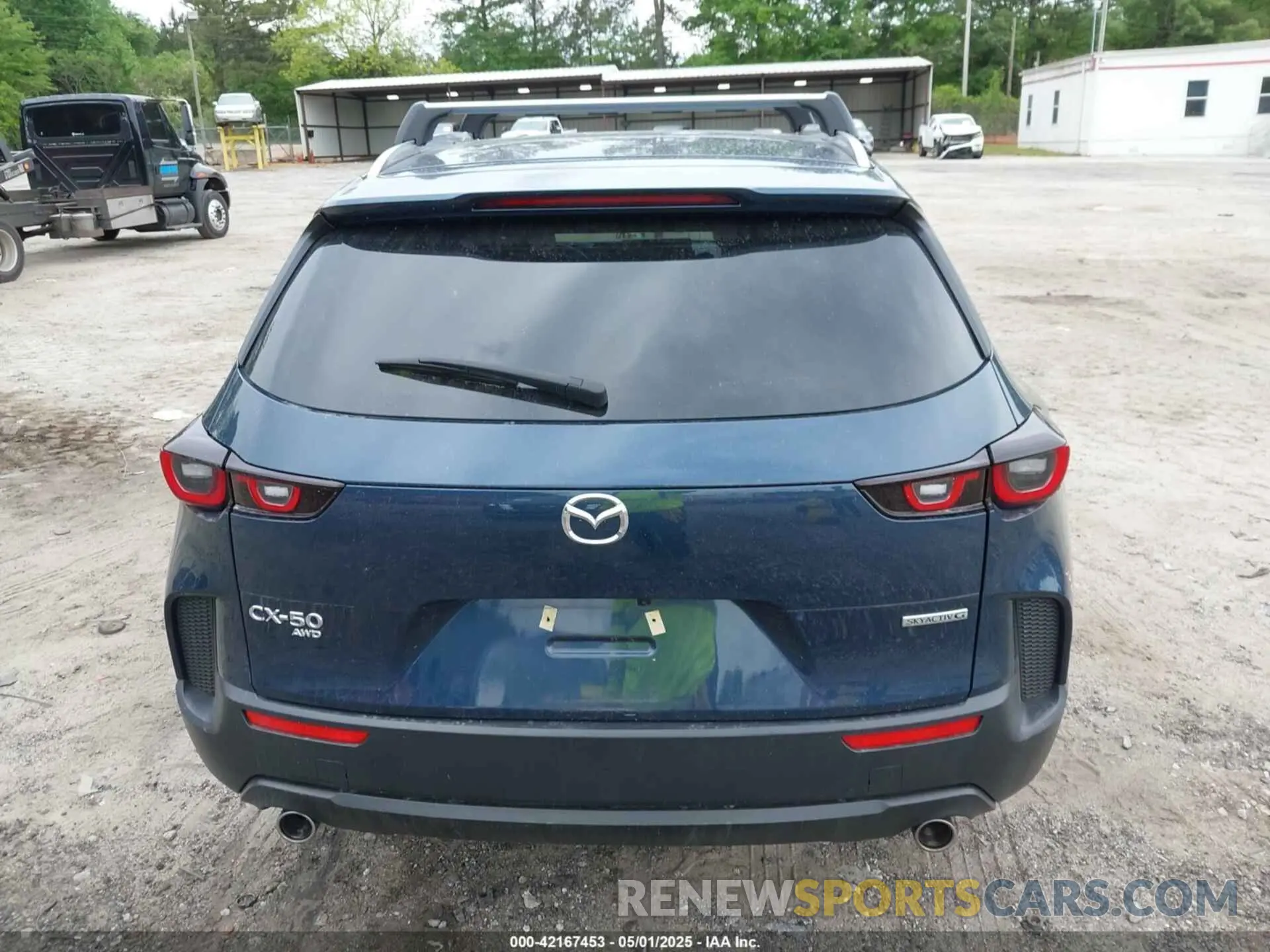 17 Photograph of a damaged car 7MMVABAM1RN199589 MAZDA CX-50 2024