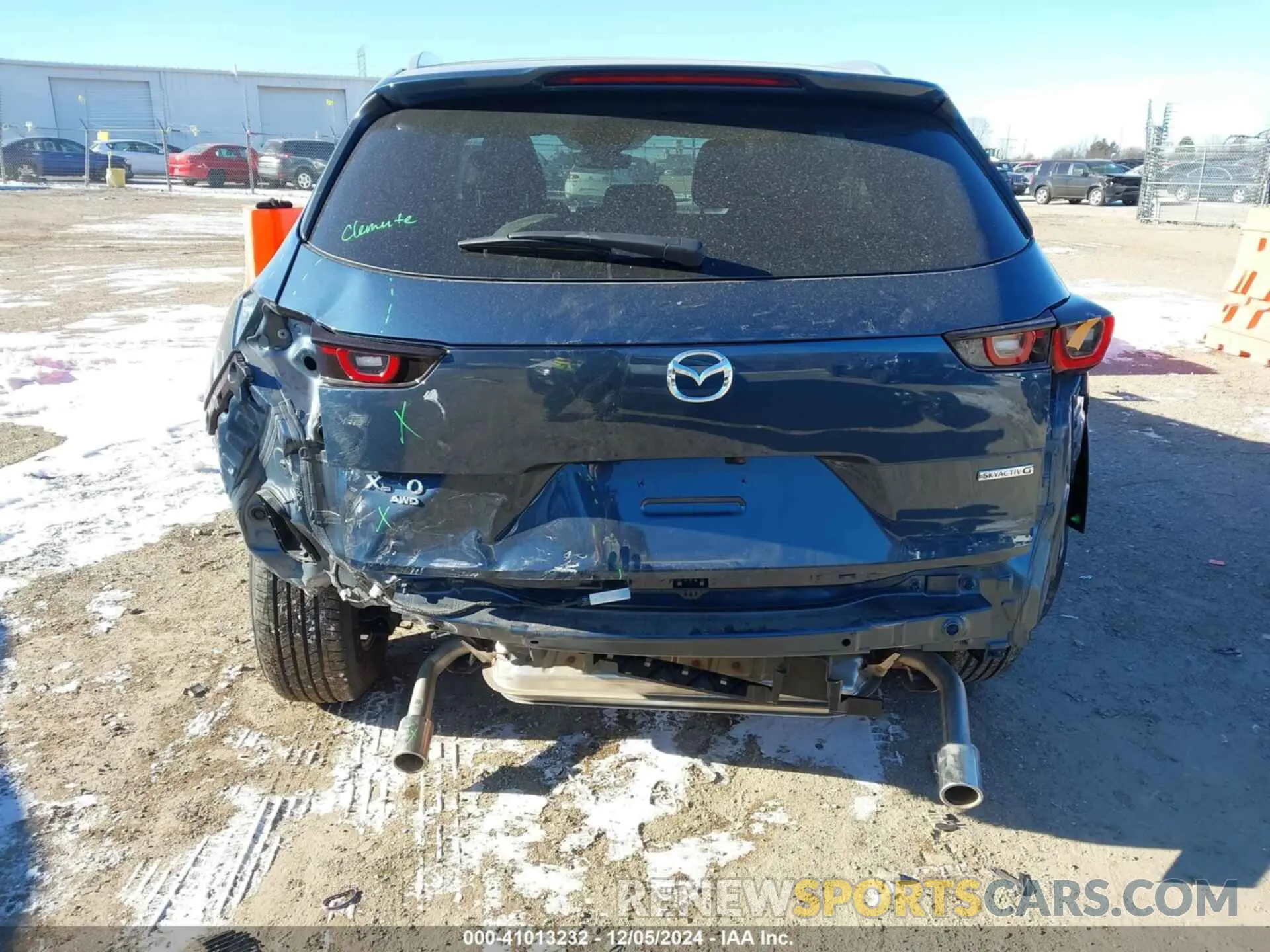 6 Photograph of a damaged car 7MMVABAM2RN173079 MAZDA CX-50 2024