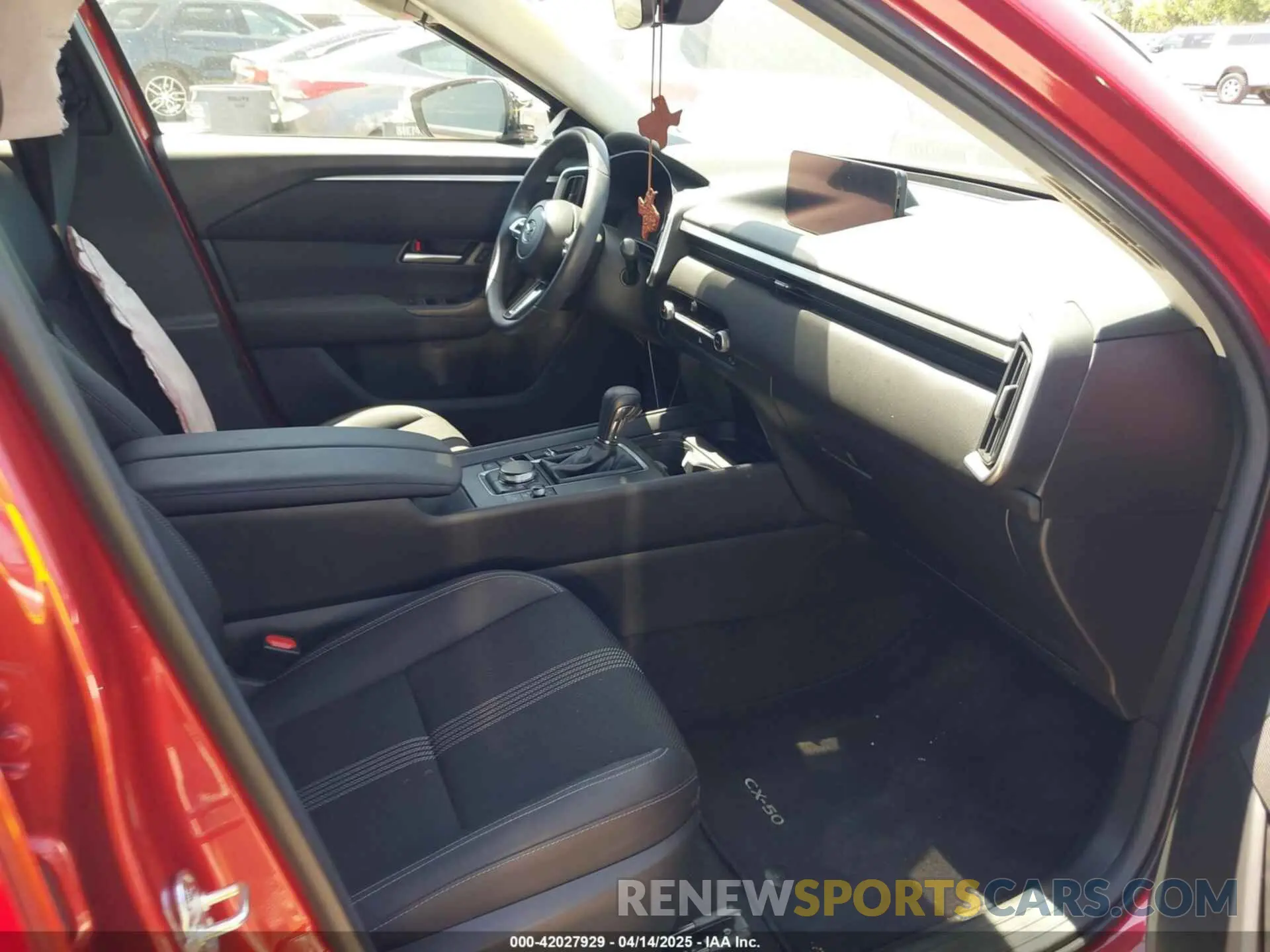 5 Photograph of a damaged car 7MMVABAM4RN242452 MAZDA CX-50 2024