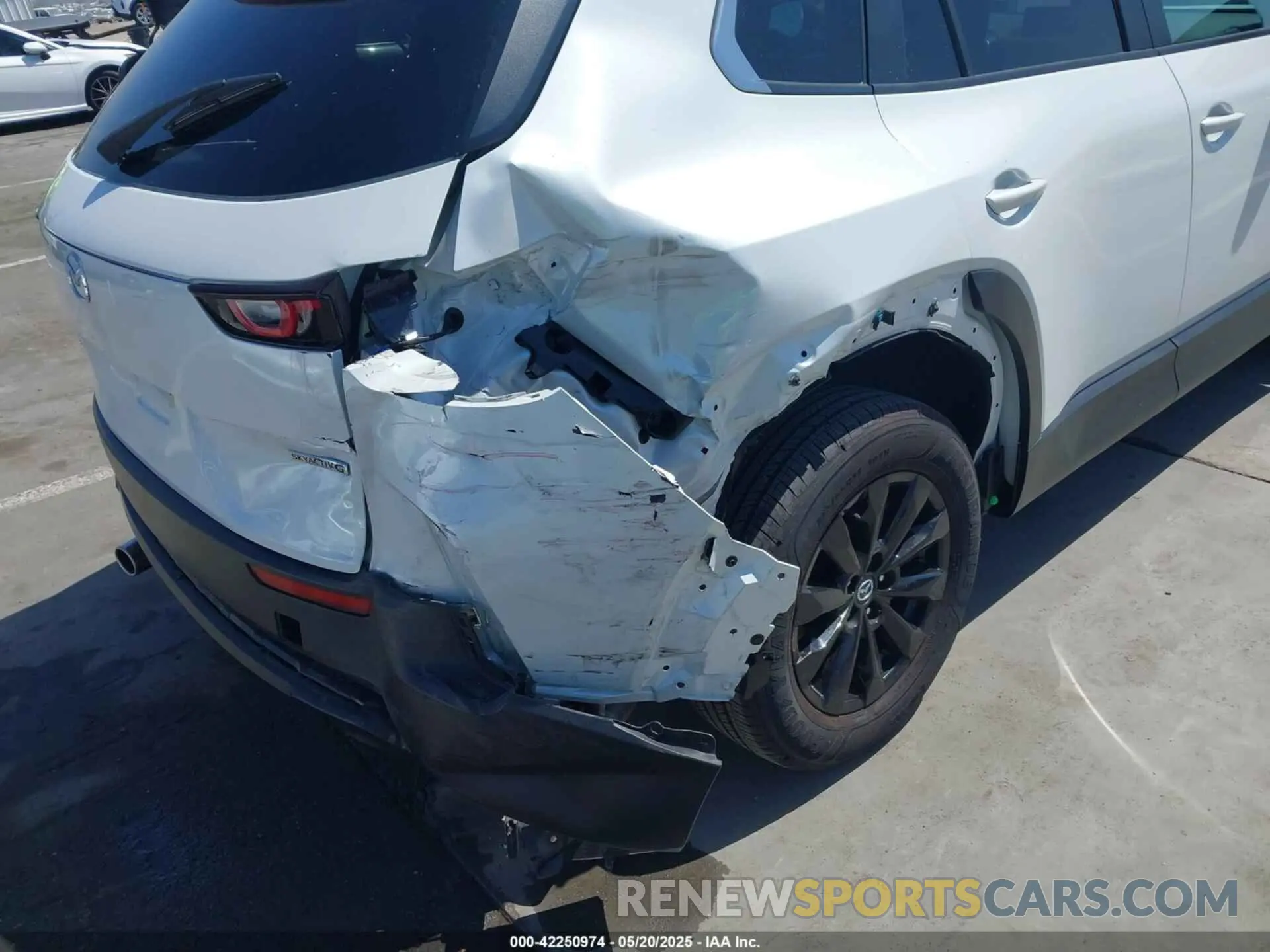 6 Photograph of a damaged car 7MMVABAM6RN215530 MAZDA CX-50 2024